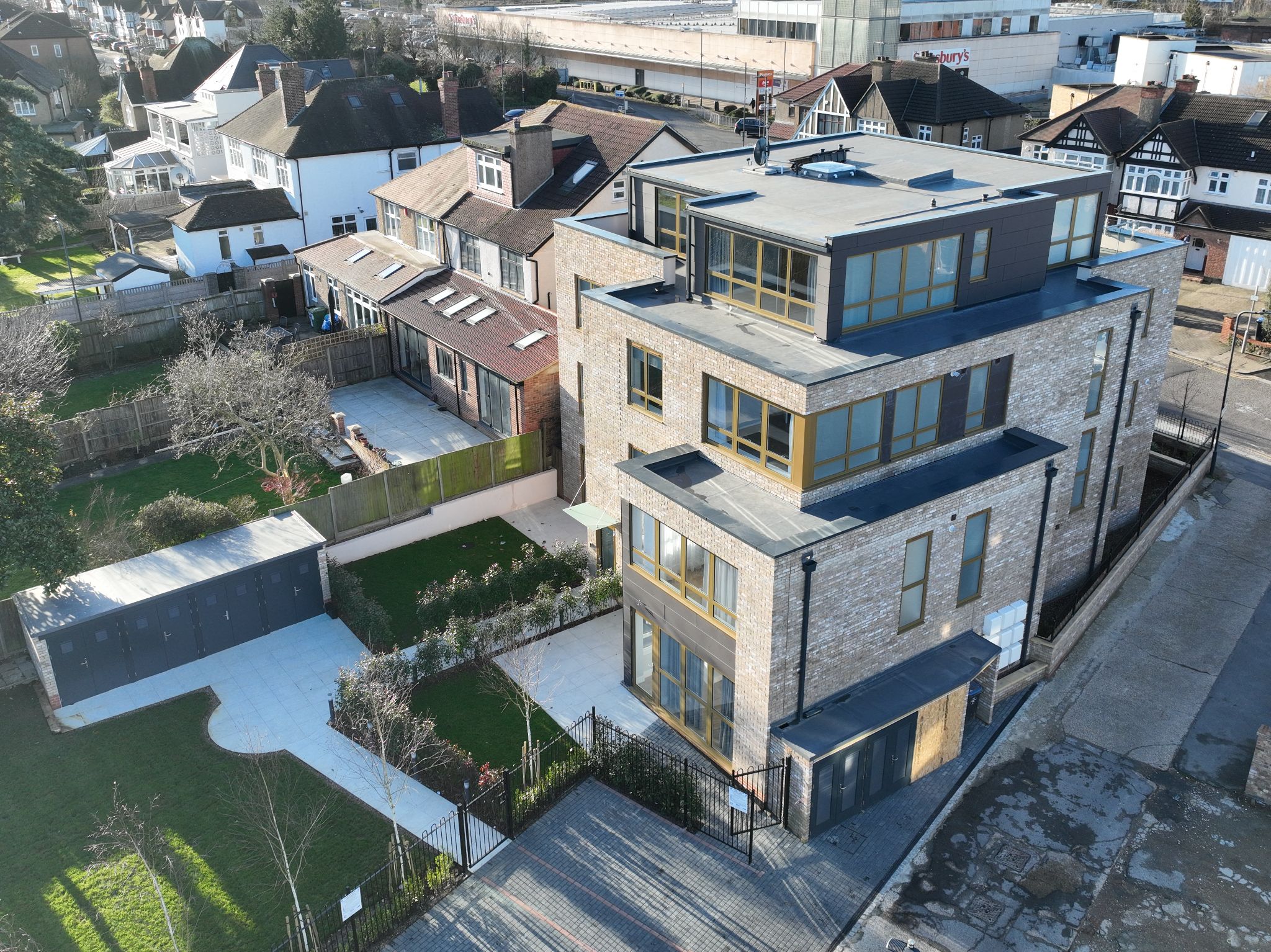 1 bedroom apartment flat/apartment To Let in Kenton - Photograph 10