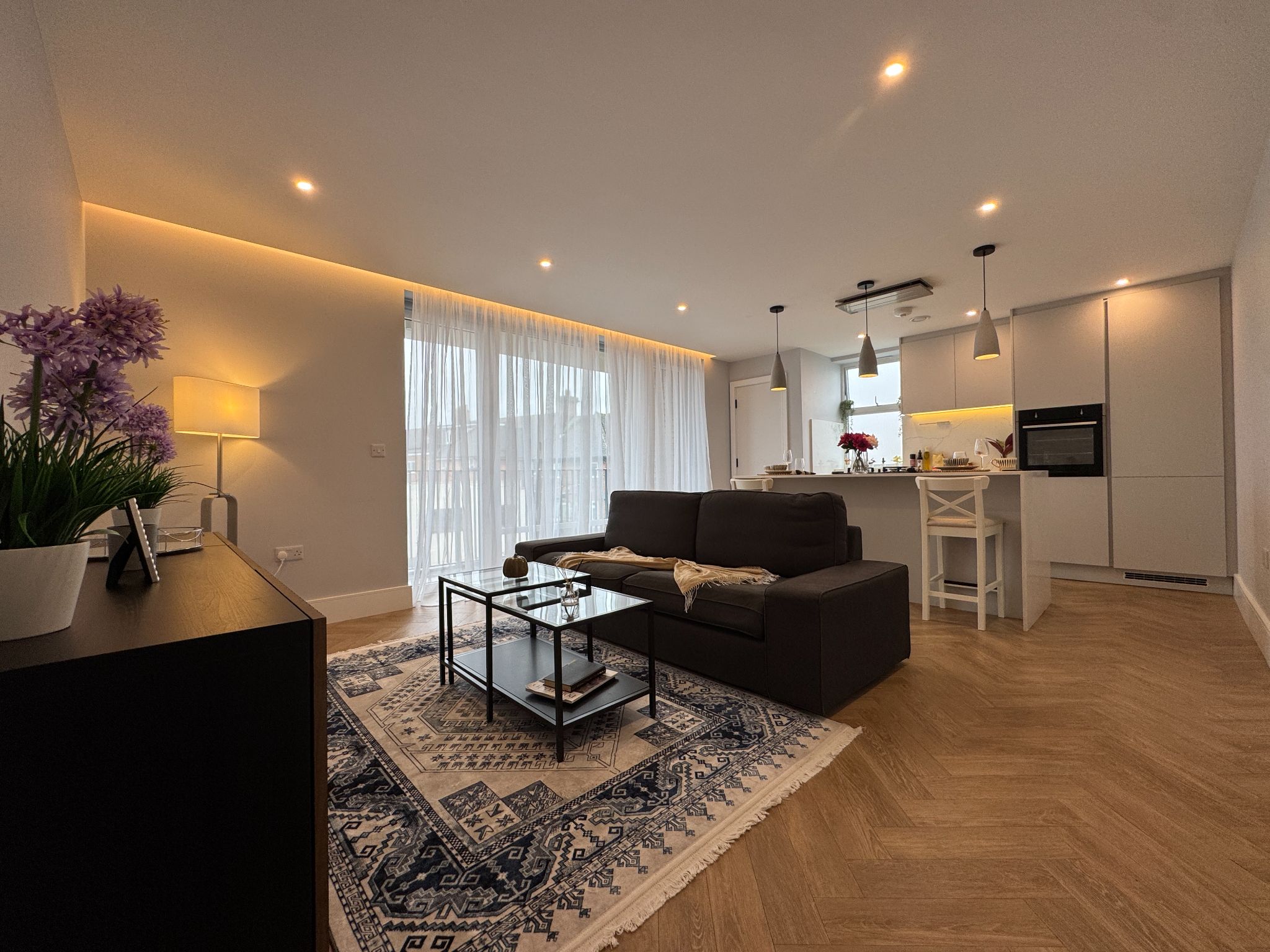 1 bedroom apartment flat/apartment To Let in Kenton - Photograph 7