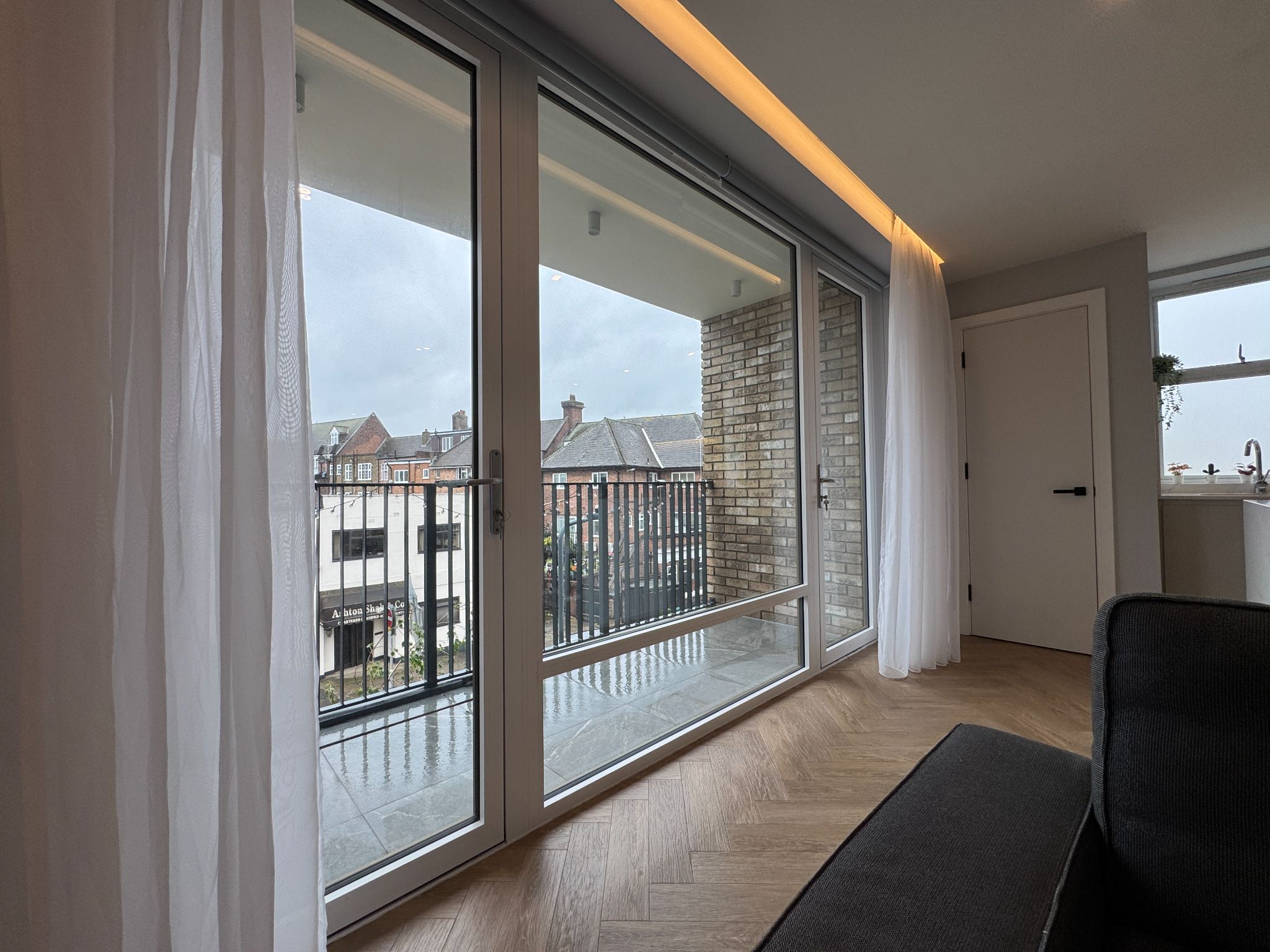 1 bedroom apartment flat/apartment To Let in Kenton - Photograph 12