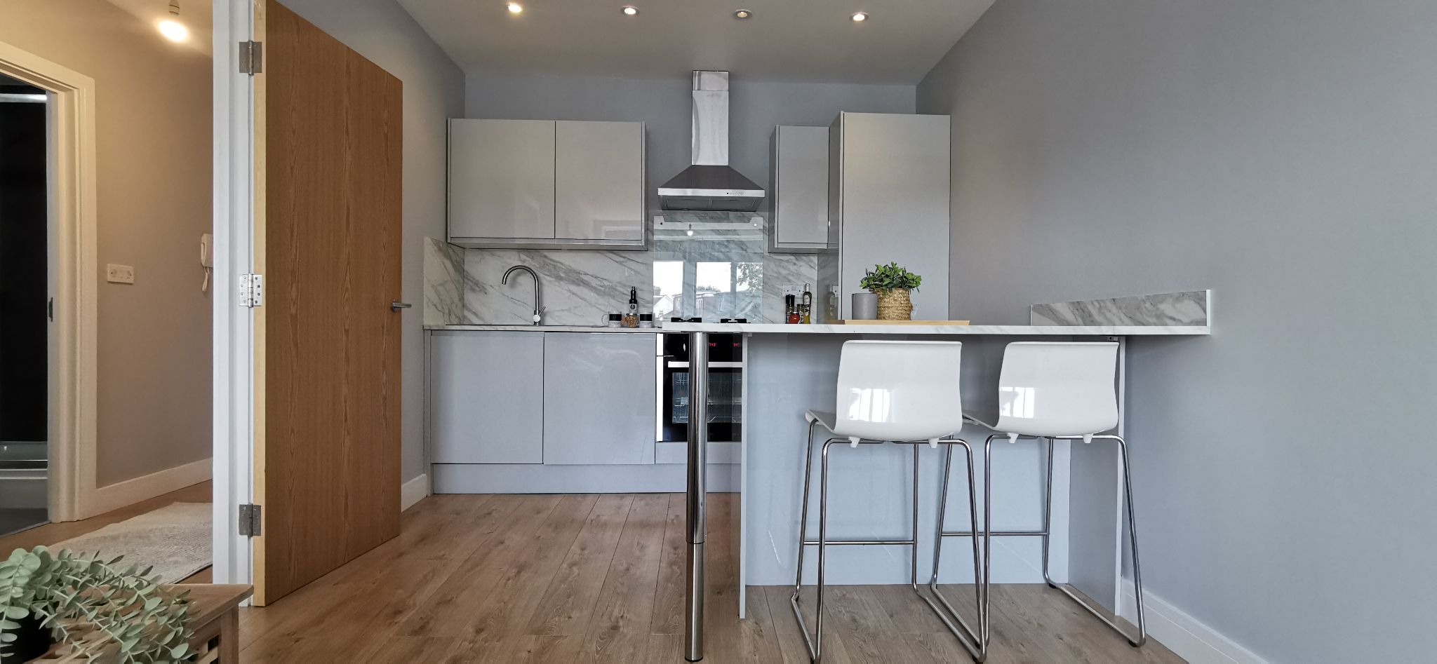 1 bedroom flat flat/apartment To Let in Kingsbury - Property photograph