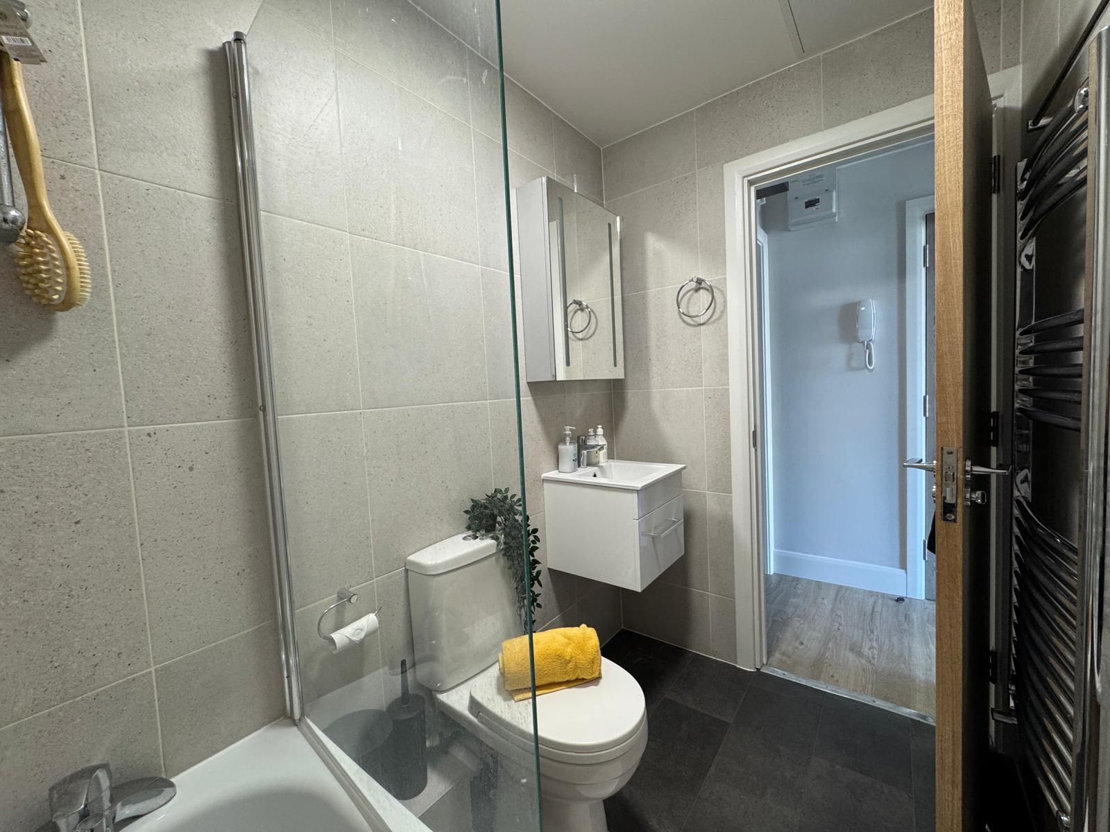 1 bedroom apartment flat/apartment Under Offer in Willesden Green - Photograph 10