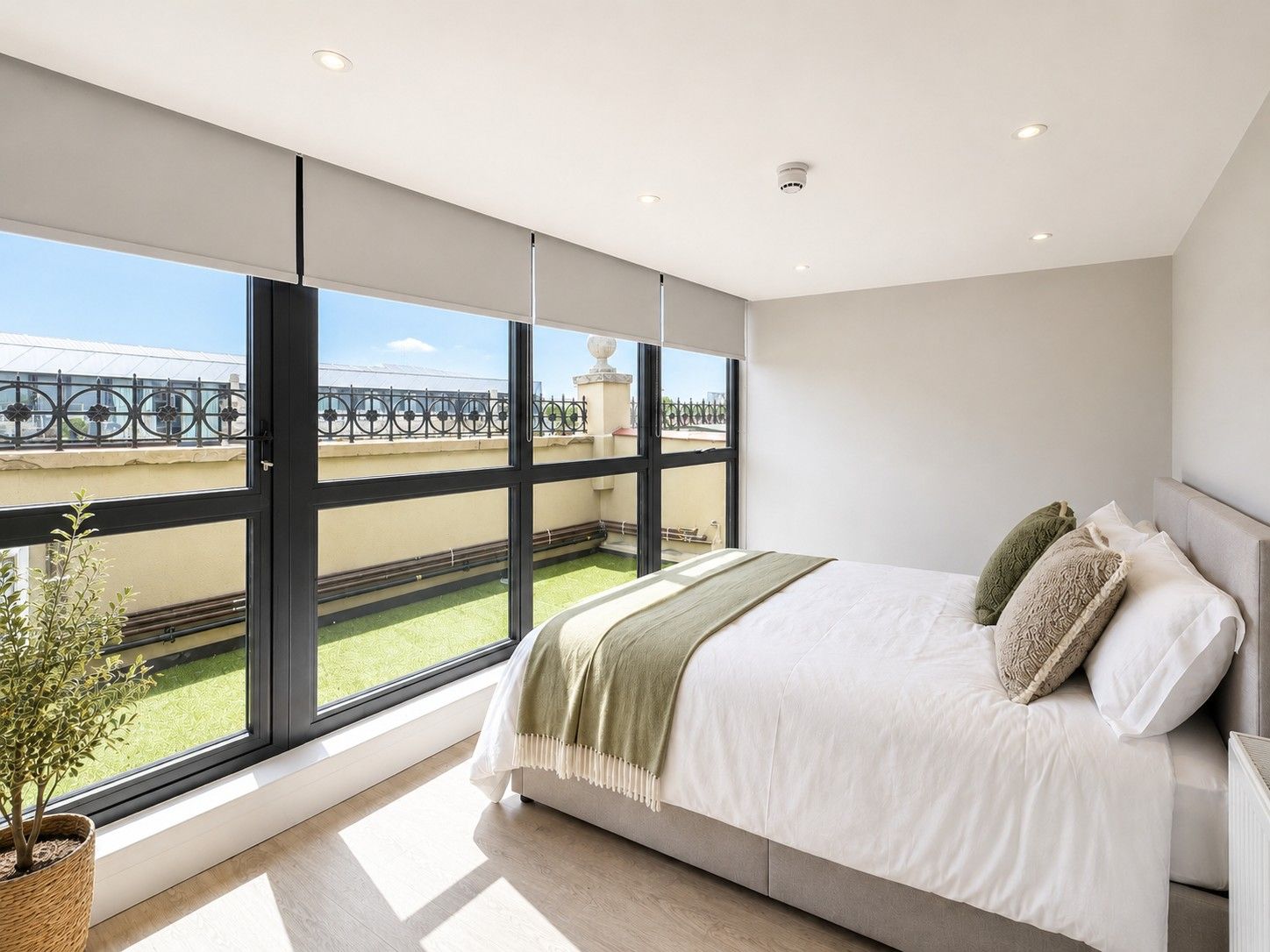 2 bedroom apartment flat/apartment To Let in Willesden - Property photograph