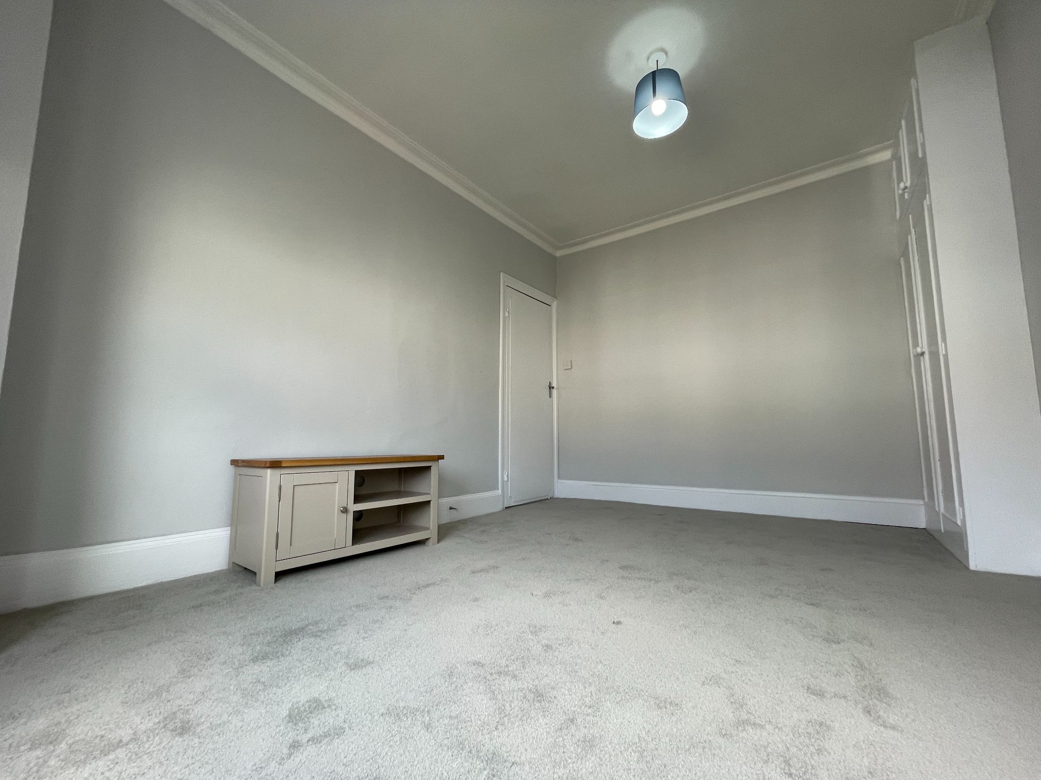 2 bedroom apartment flat/apartment To Let in London - Photograph 11