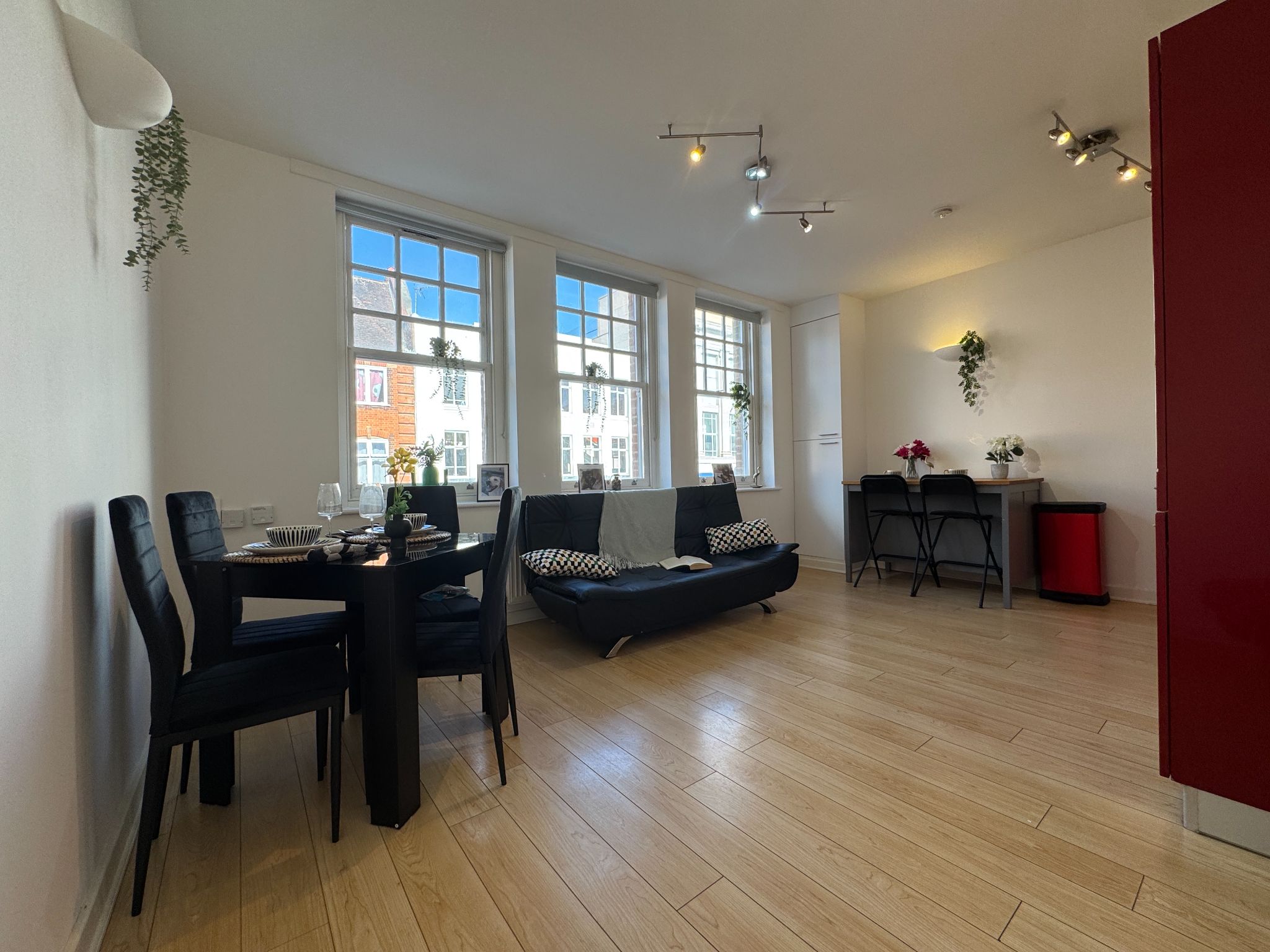1 bedroom apartment flat/apartment To Let in Enfield - Property photograph