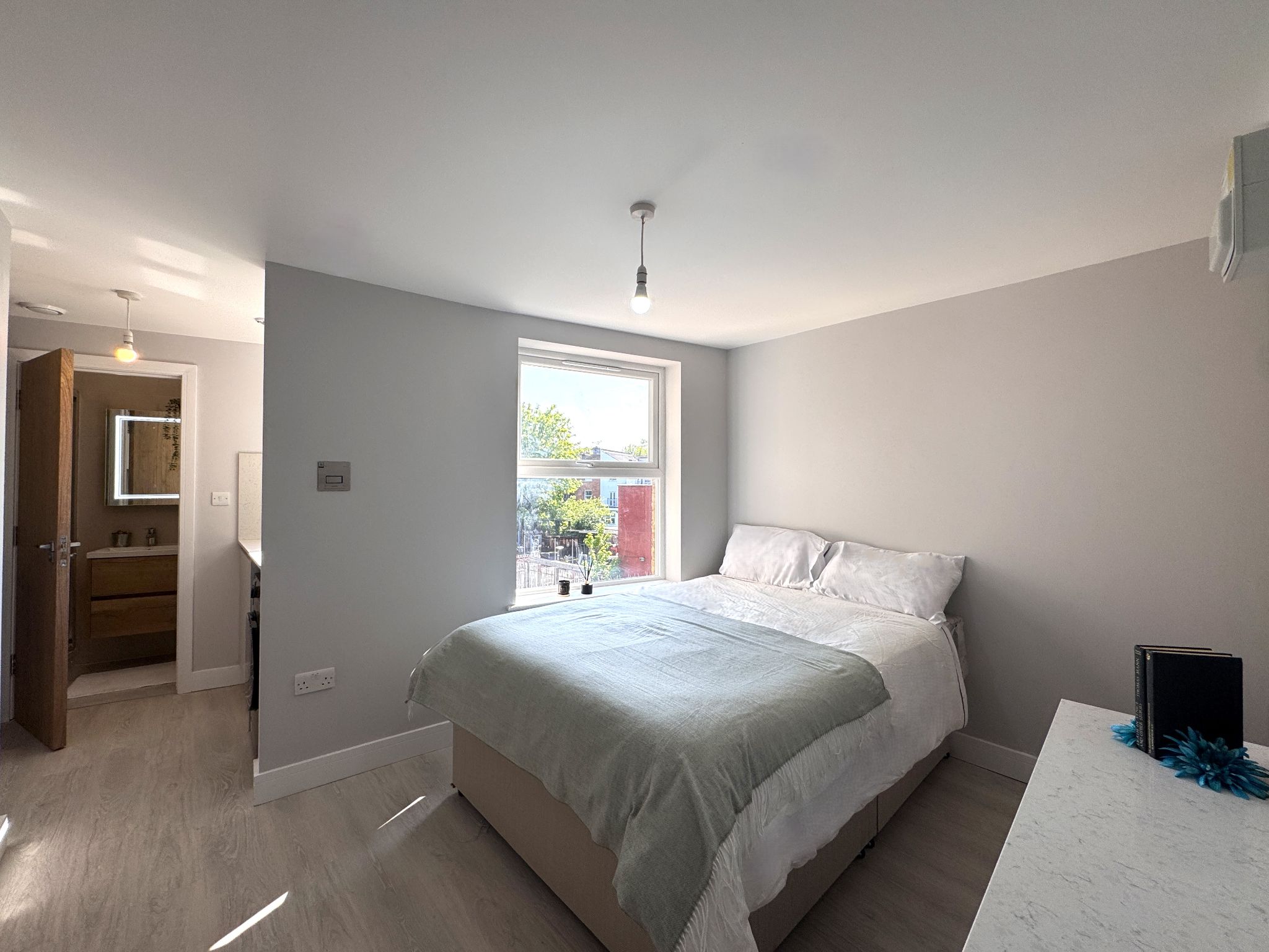 1 bedroom studio flat/apartment To Let in Willesden - Property photograph