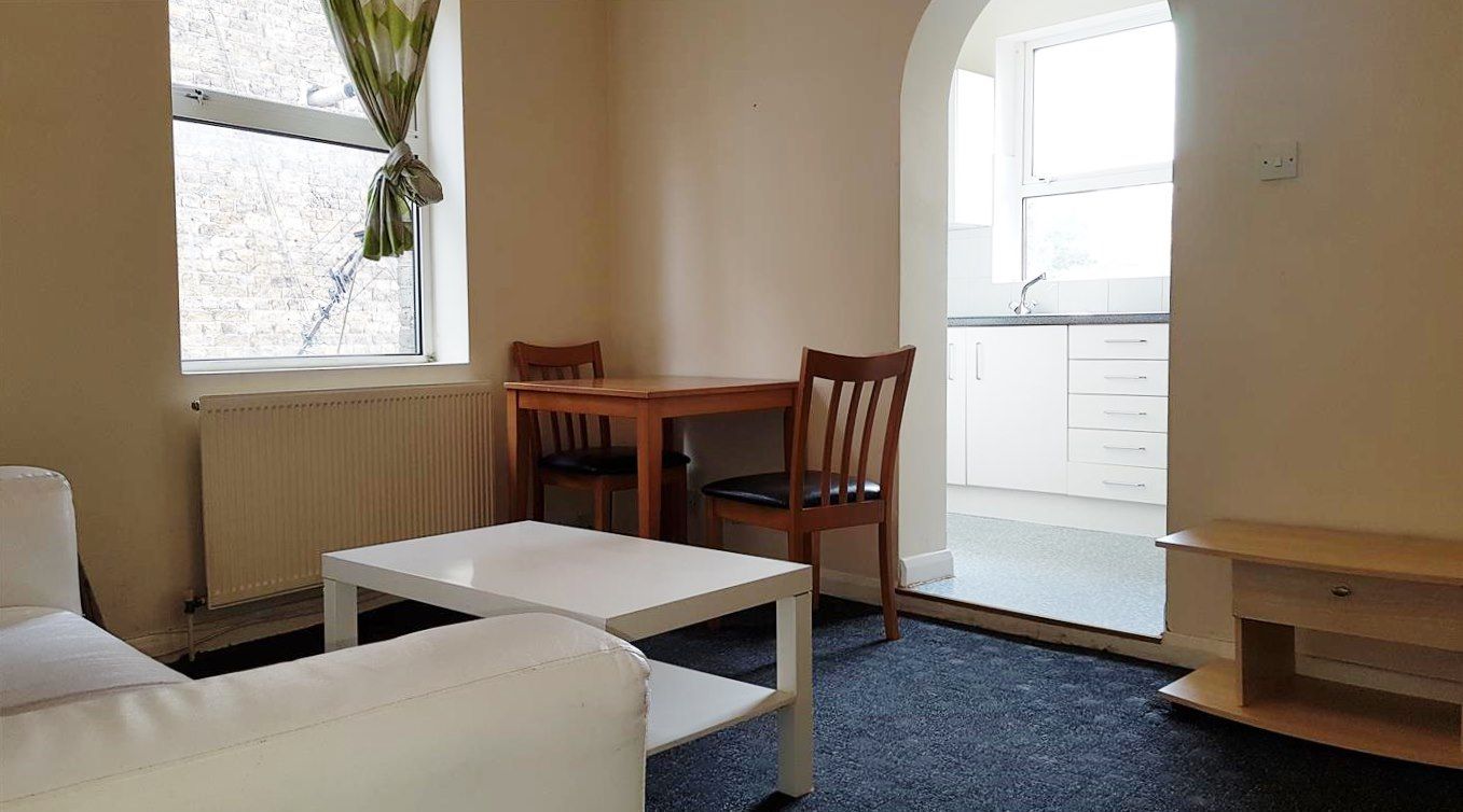 2 bedroom apartment flat/apartment To Let in Willesden - Floorplan 1