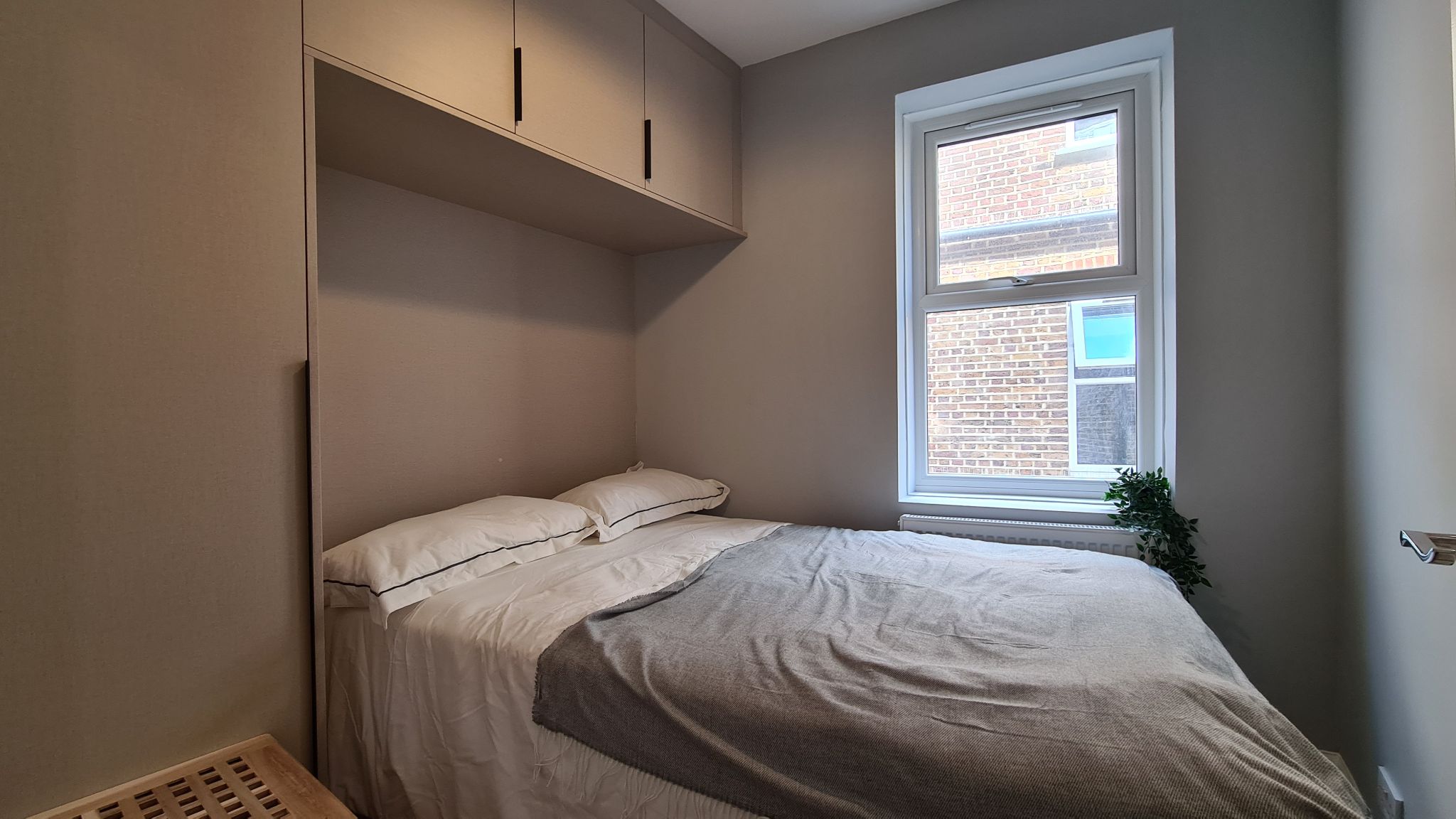 2 bedroom apartment flat/apartment To Let in Willesden - Photograph 4