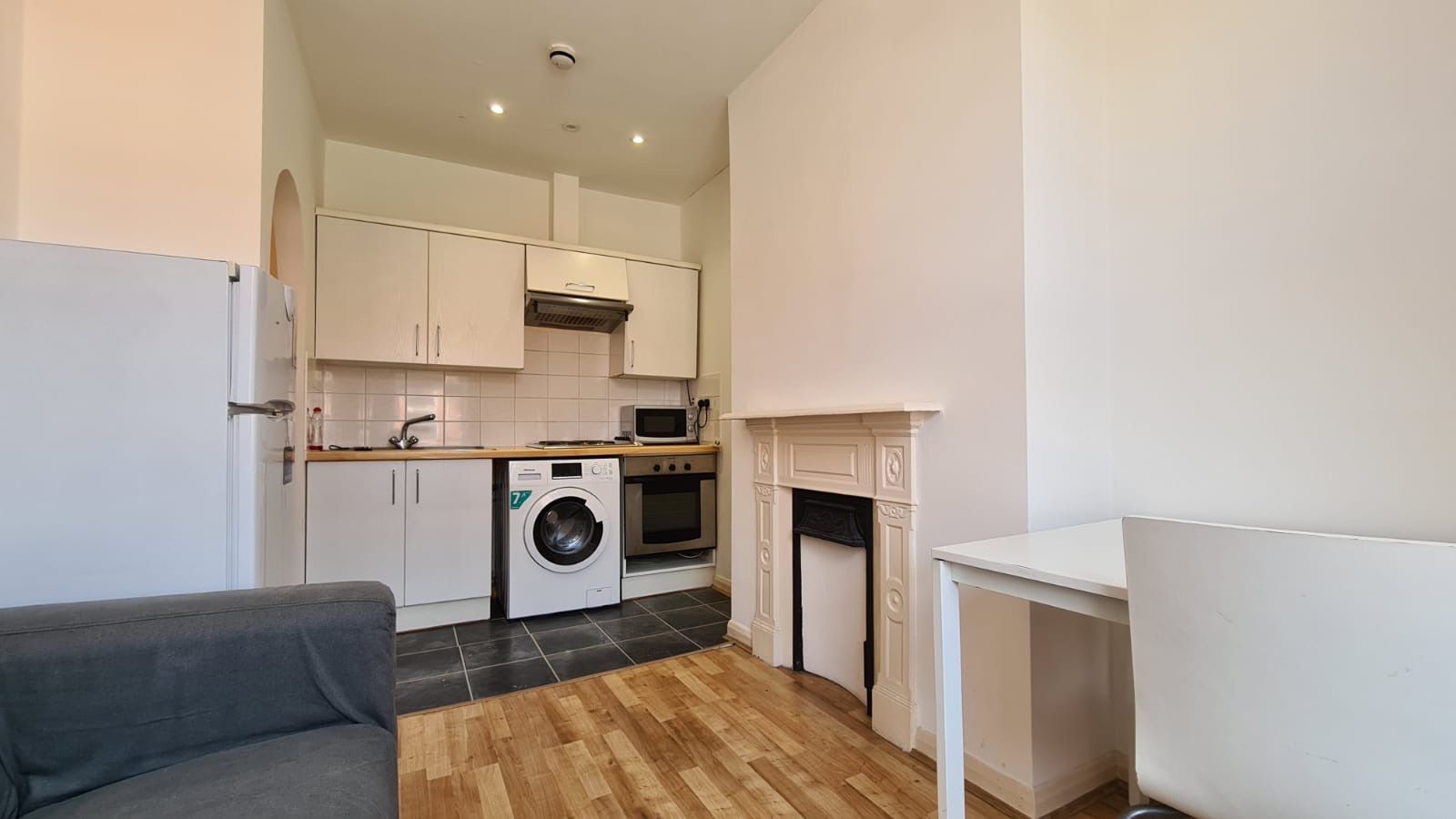 2 bedroom flat flat/apartment To Let in Willesden - Property photograph