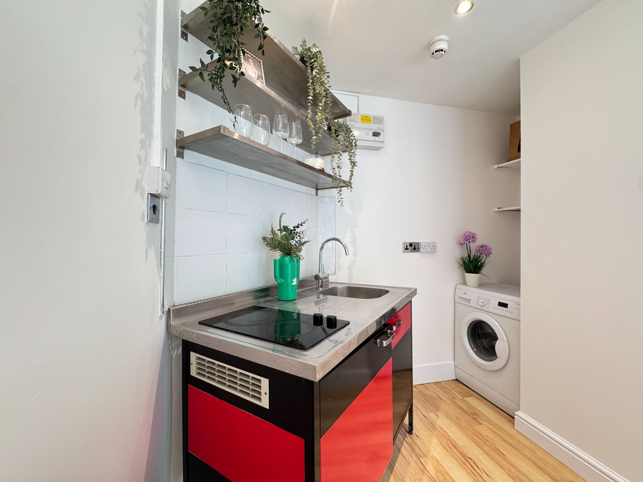1 bedroom studio flat/apartment Under Offer in Wembley Park - Photograph 6