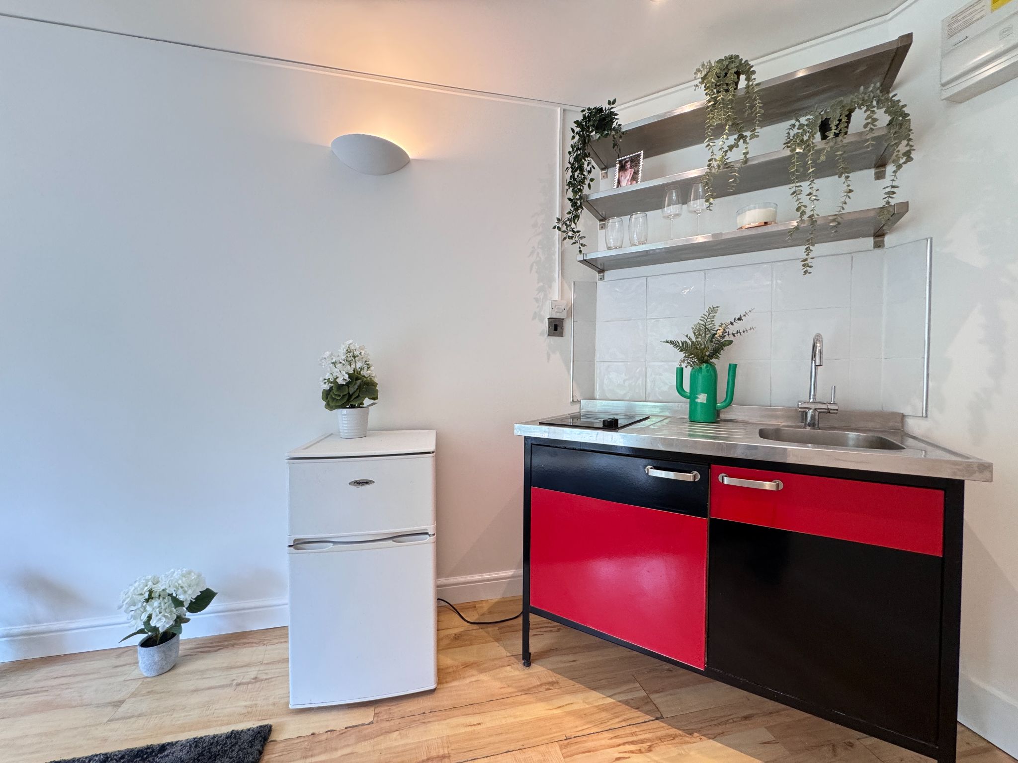 1 bedroom studio flat/apartment Under Offer in Wembley Park - Photograph 5