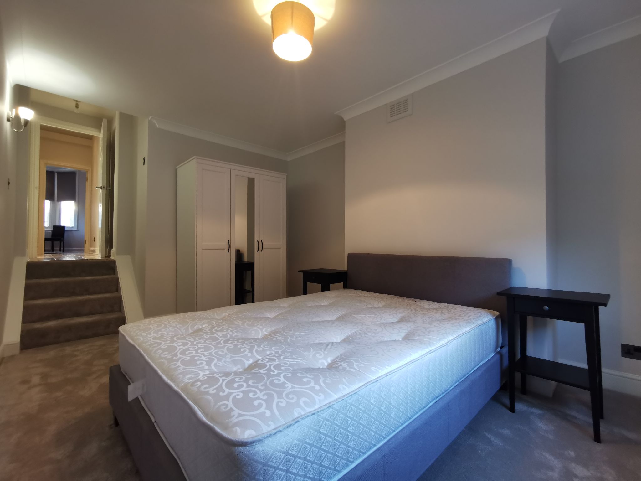 1 bedroom flat flat/apartment To Let in Westbourne Park - Photograph 5
