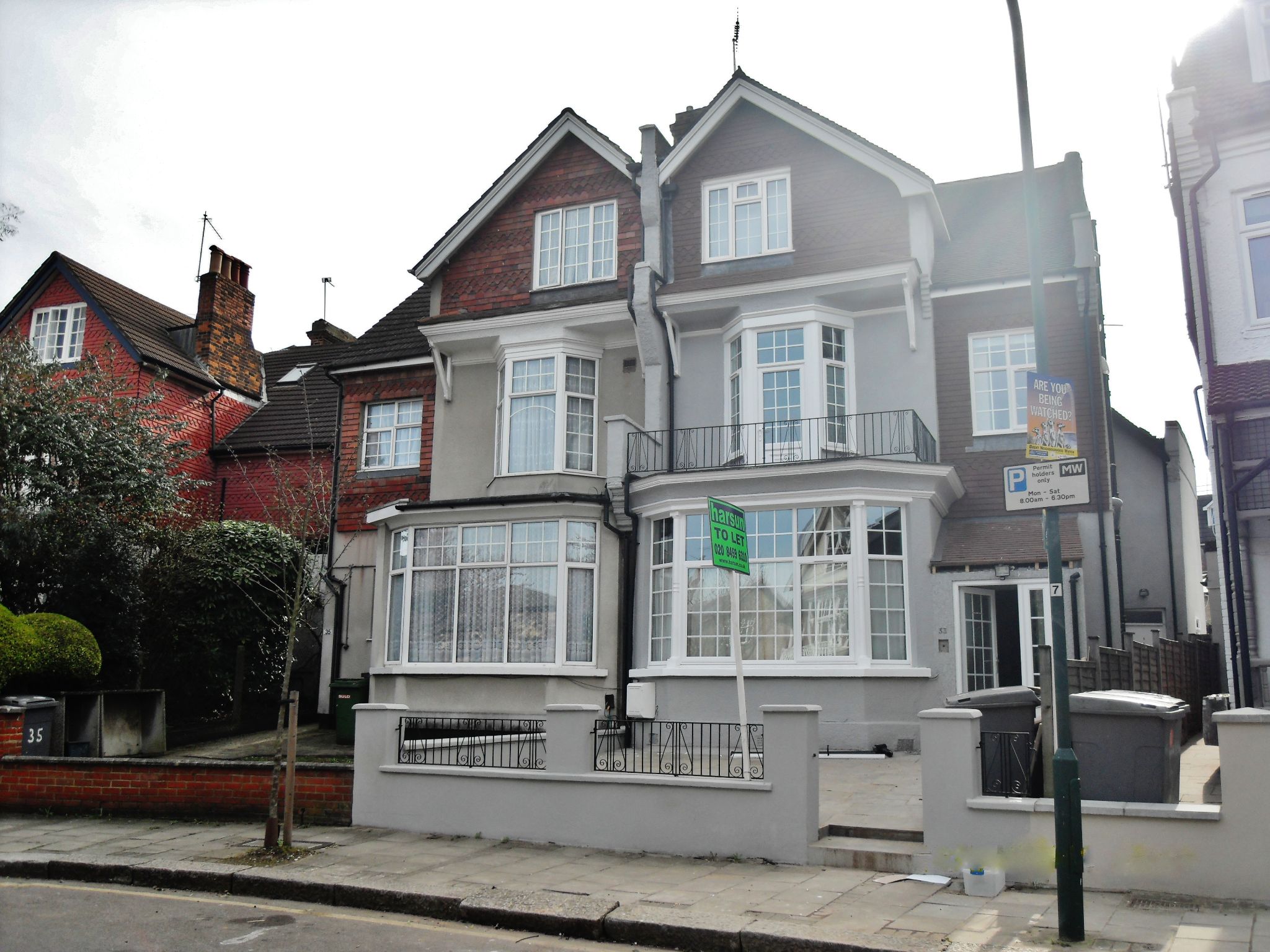 1 bedroom studio flat/apartment To Let in Willesden - Photograph 8