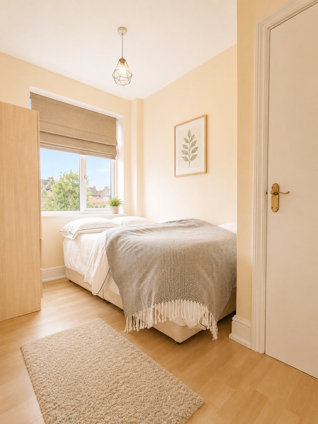 3 bedroom flat flat/apartment To Let in Willesden Green - Photograph 7