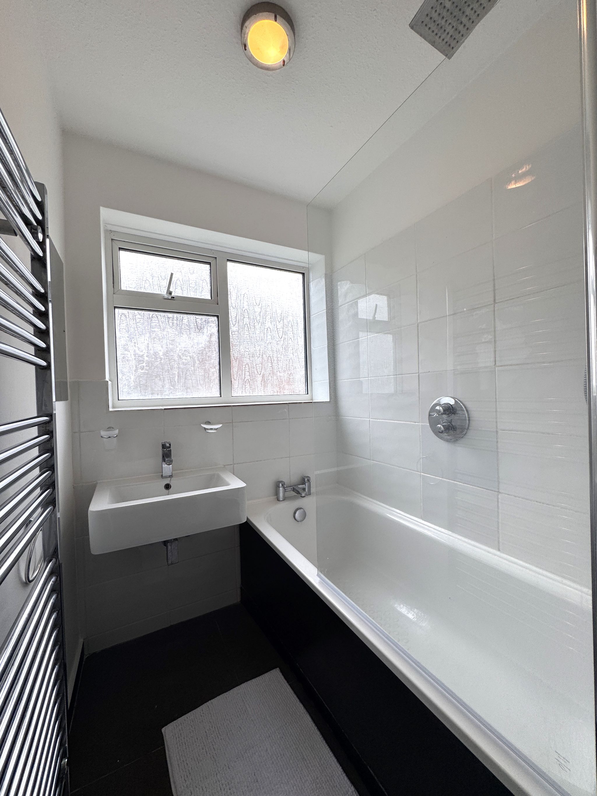 2 bedroom ground floor maisonette flat/apartment To Let in Edgware - Property photograph