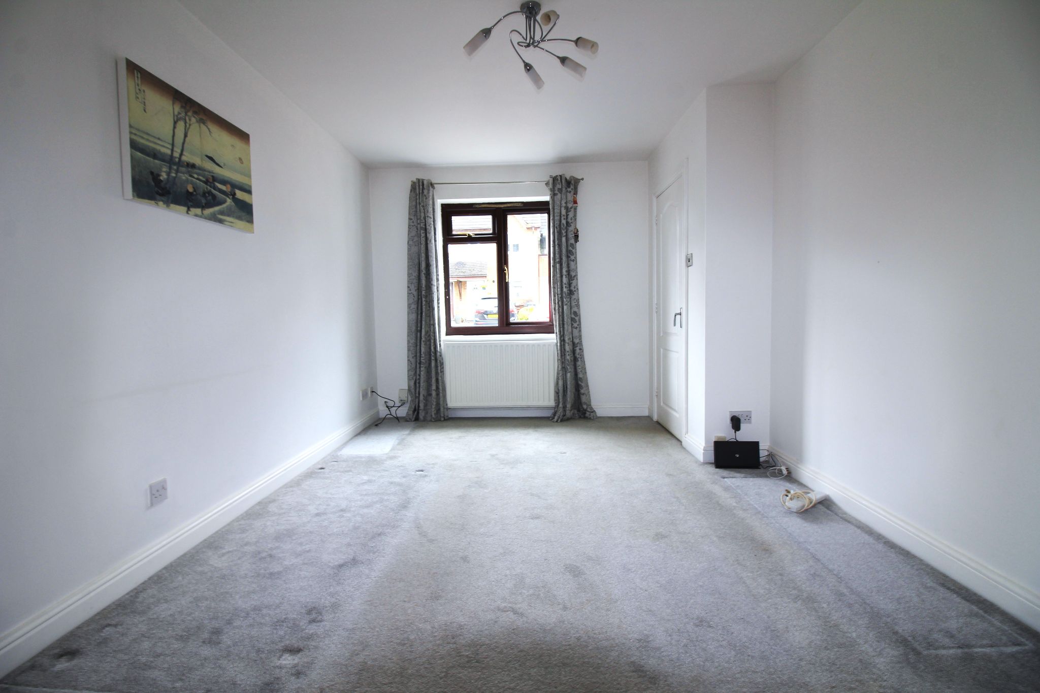 2 bedroom end terraced house Let Agreed in Solihull - Photograph 2.