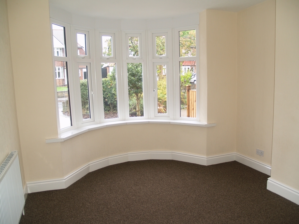 3 bedroom semi detached house SSTC in Solihull - photograph 6.