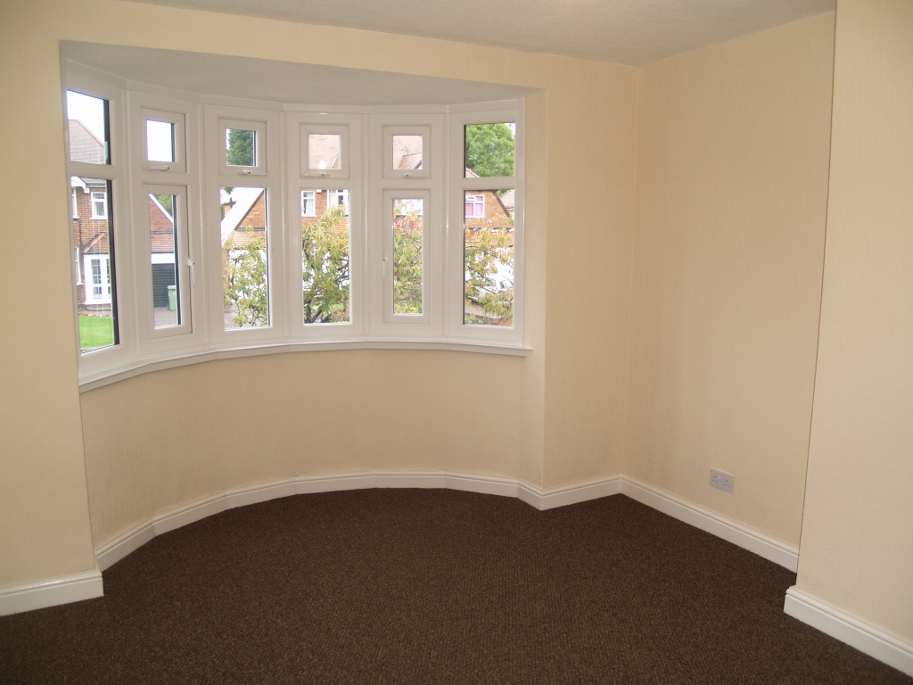 3 bedroom semi detached house SSTC in Solihull - photograph 12.