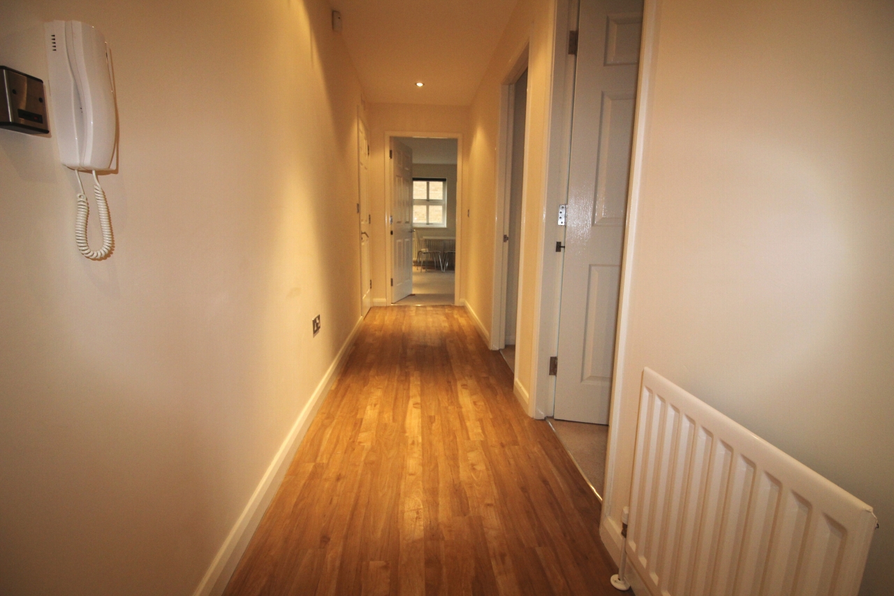 2 bedroom apartment flat/apartment Let Agreed in Solihull - Photograph 9.