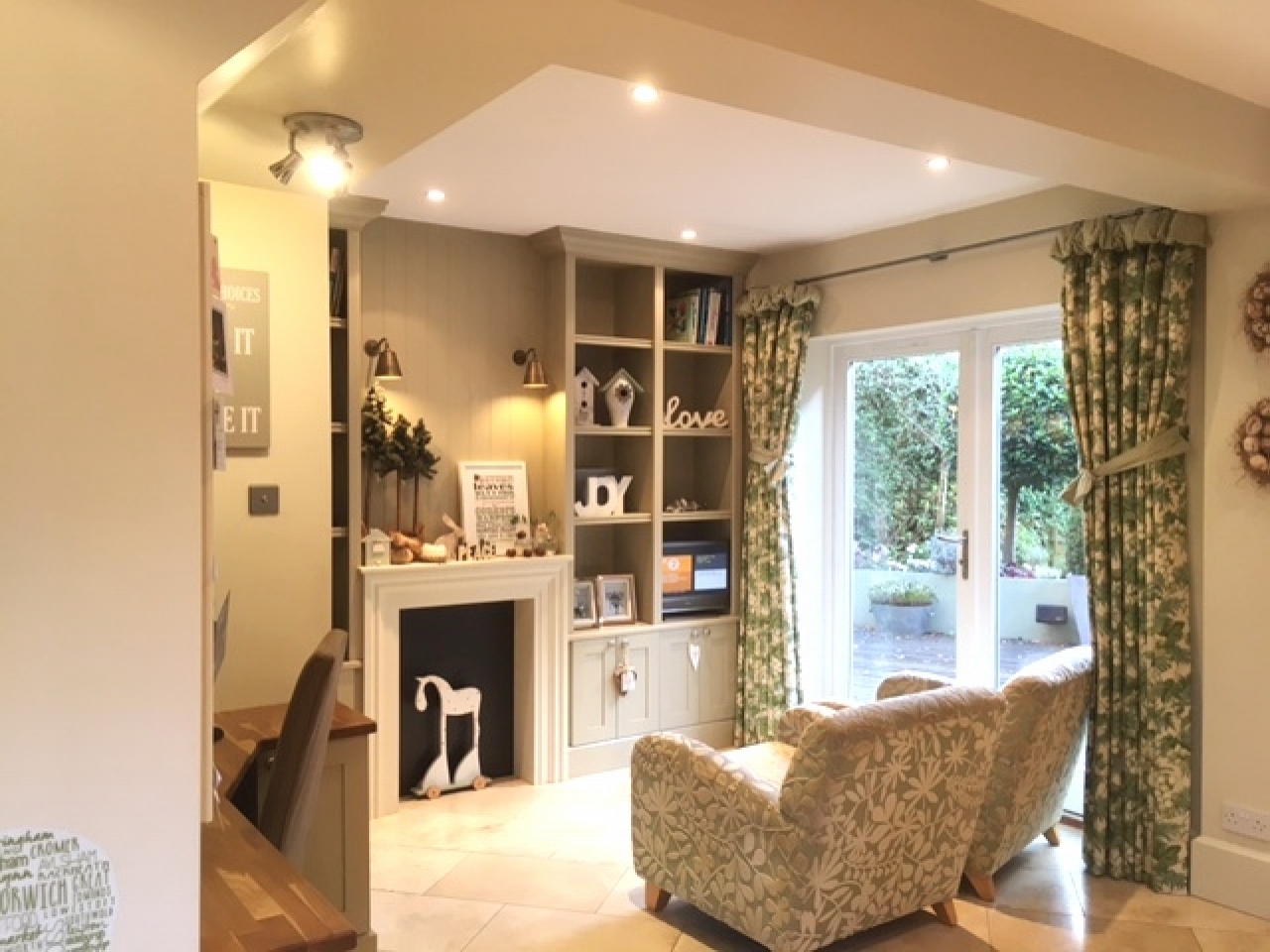 4 bedroom semi detached house SSTC in Solihull - Photograph 9.