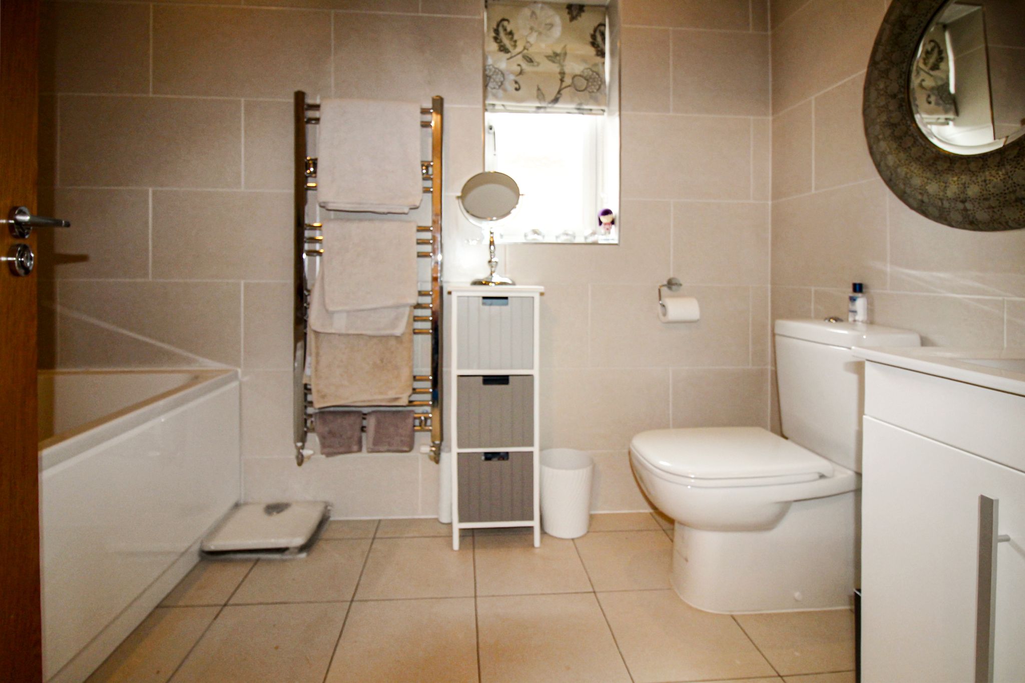 4 bedroom semi-detached house SSTC in Solihull - Photograph 10.