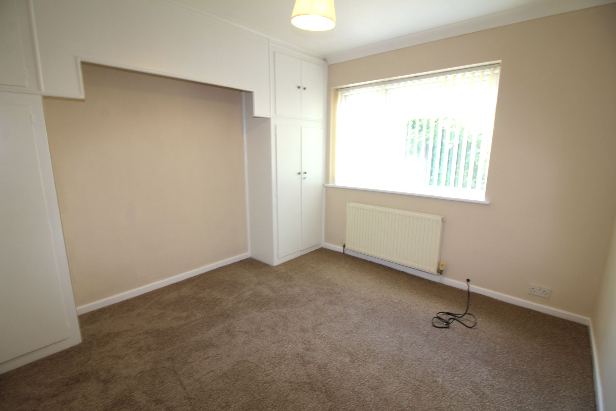 2 bedroom detached bungalow To Let in Solihull - Photograph 9.
