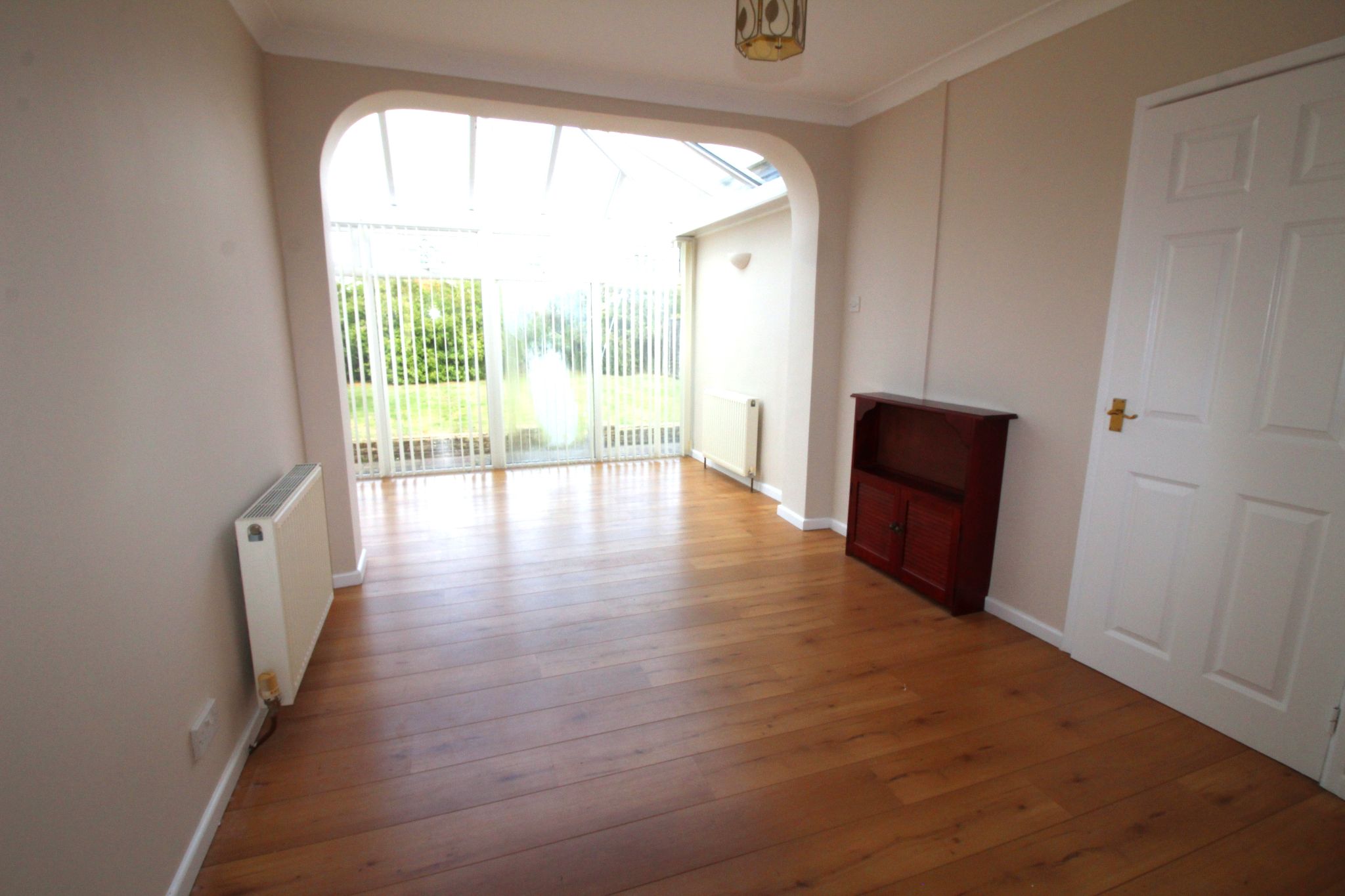 2 bedroom detached bungalow To Let in Solihull - Photograph 5.