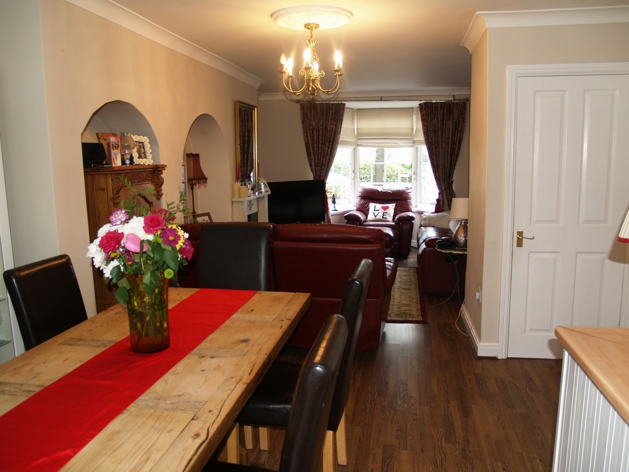 3 bedroom semi detached house Sold in Birmingham - photograph 5.