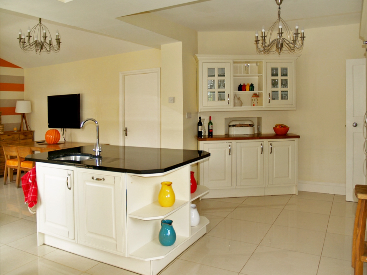 4 bedroom detached house SSTC in Solihull - photograph 10.