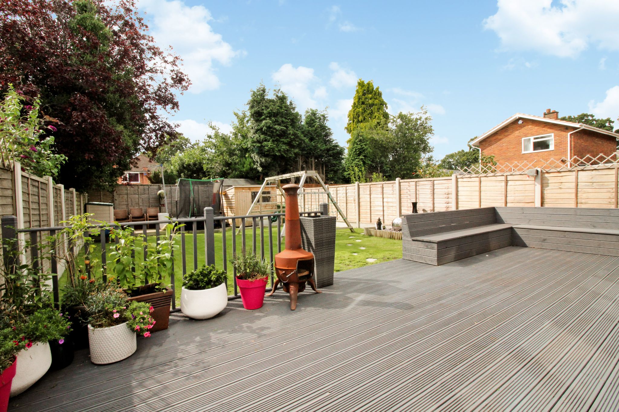 4 bedroom semi-detached house SSTC in Solihull - Photograph 4.