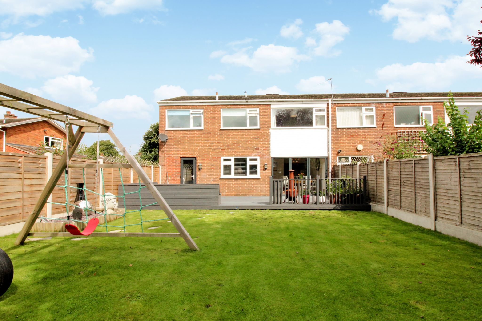 4 bedroom semi-detached house SSTC in Solihull - Photograph 5.