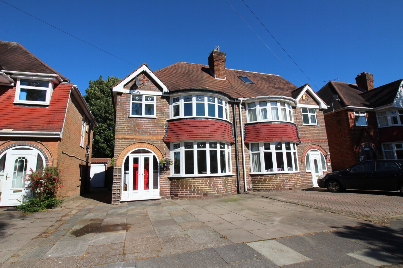 3 bedroom house SSTC in Birmingham - Main Image.