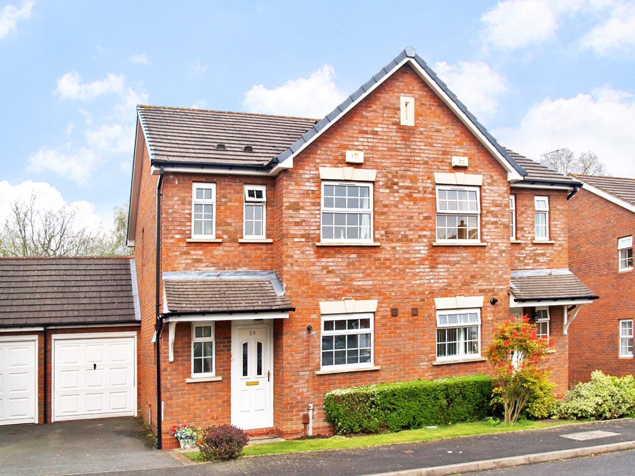 3 bedroom house SSTC in Solihull - Main Image.