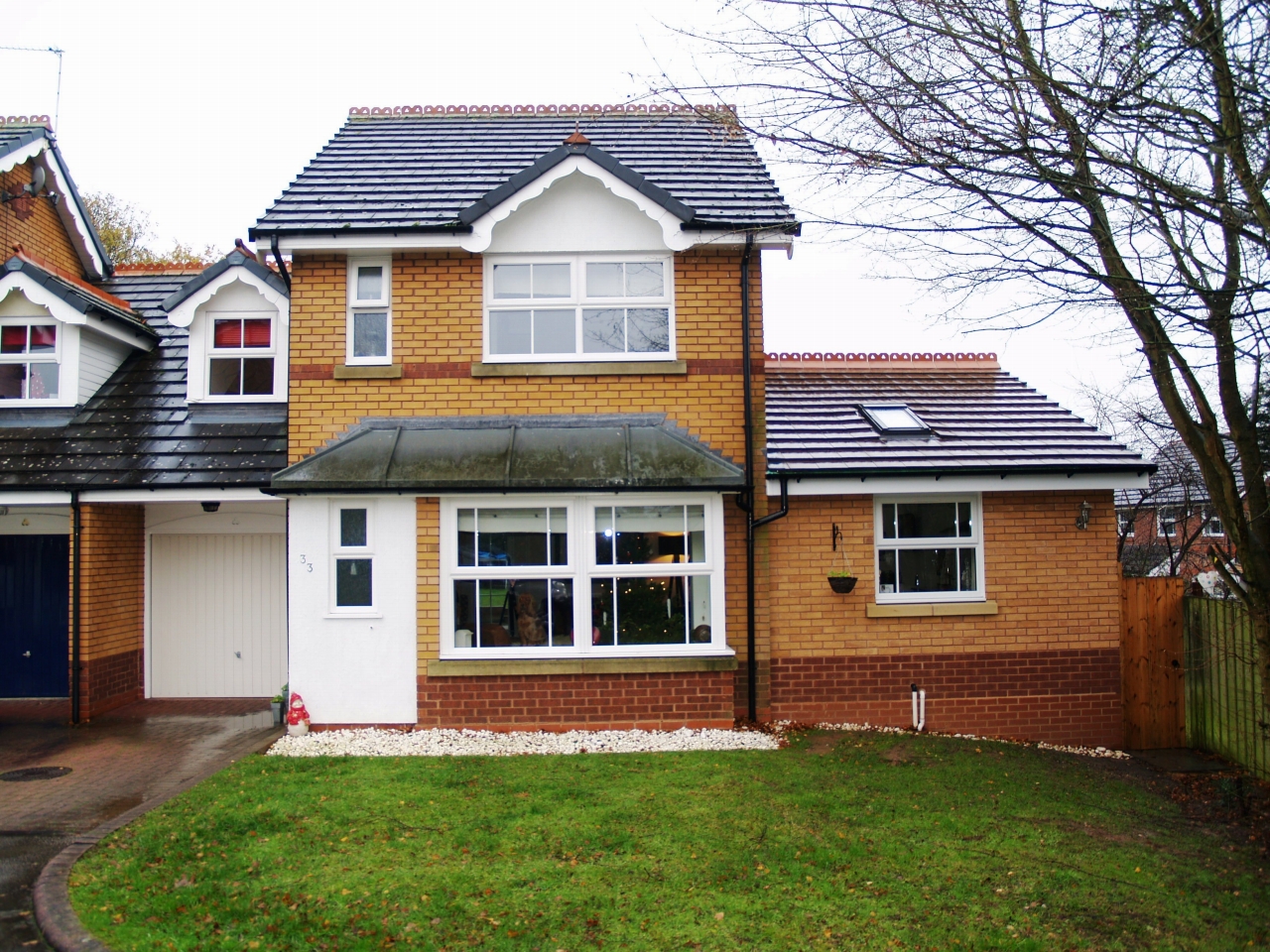 3 bedroom end terraced house SSTC in Solihull - Main Image.