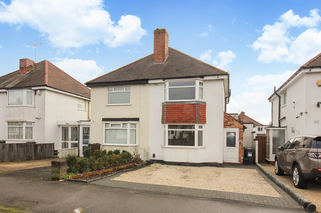 2 bedroom house SSTC in Solihull - Main Image.