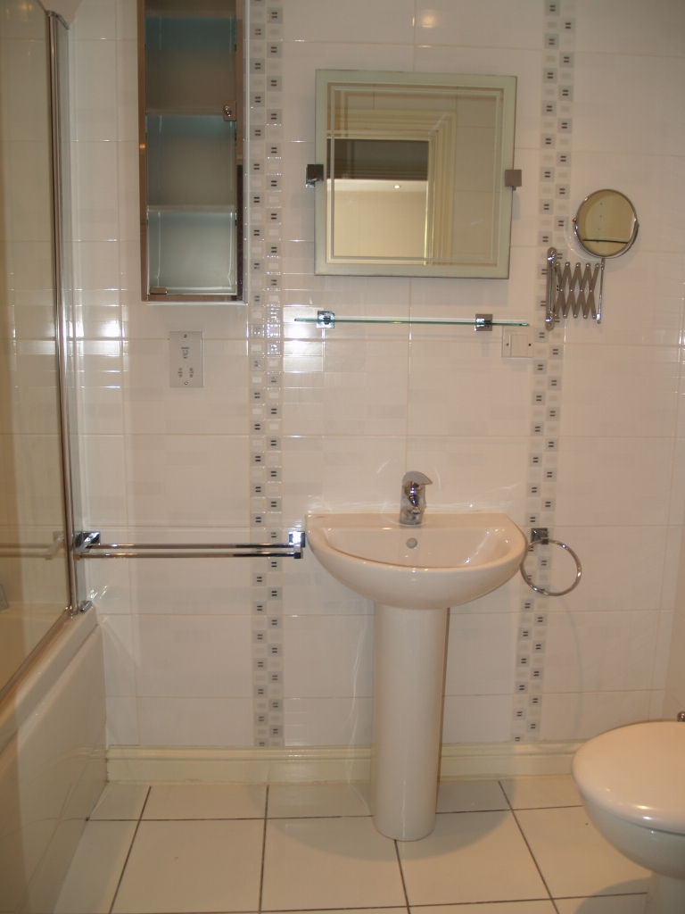 1 bedroom first floor apartment SSTC in Solihull - photograph 7.