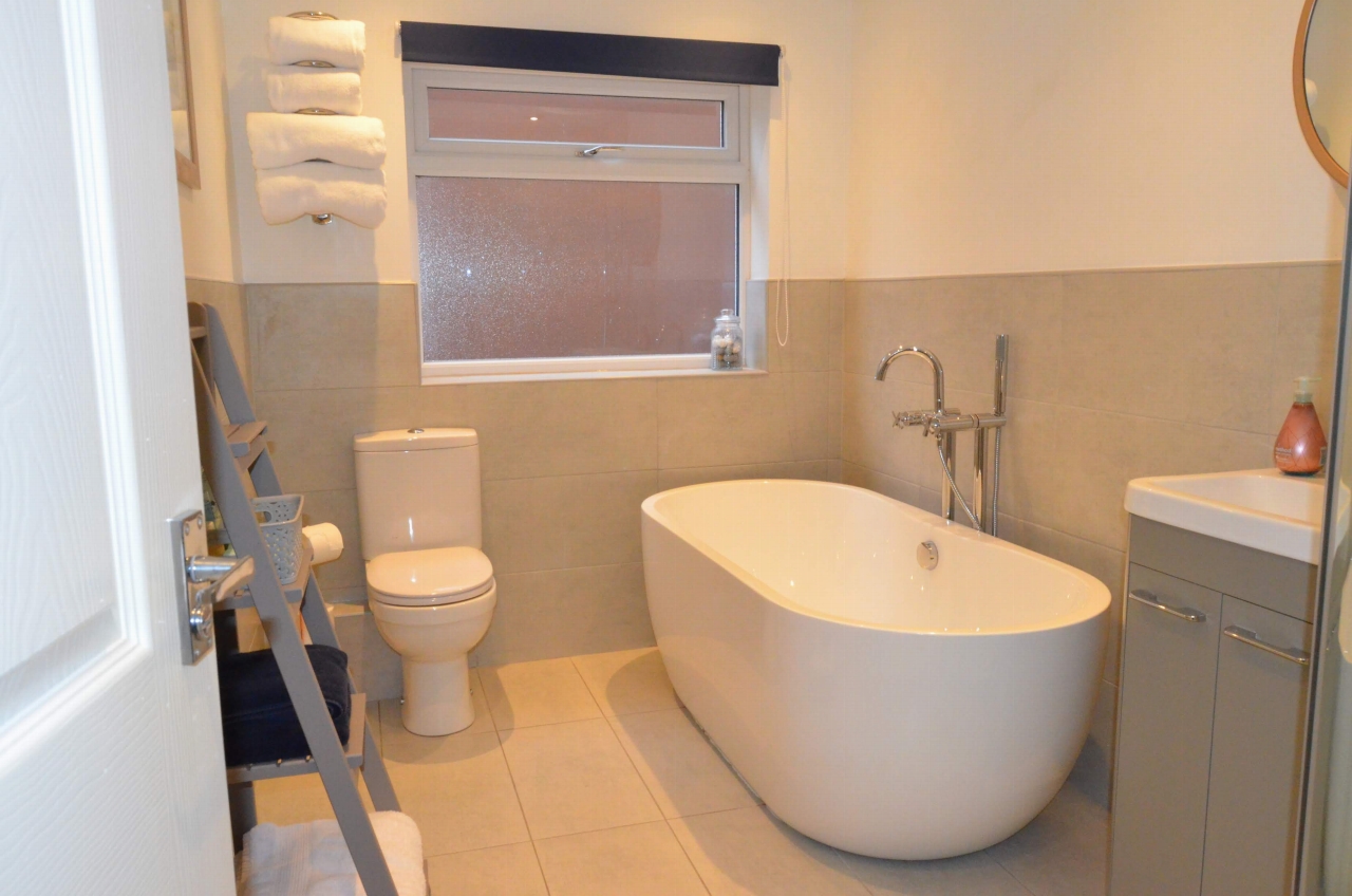 4 bedroom detached house SSTC in Sutton Coldfield - Photograph 11.