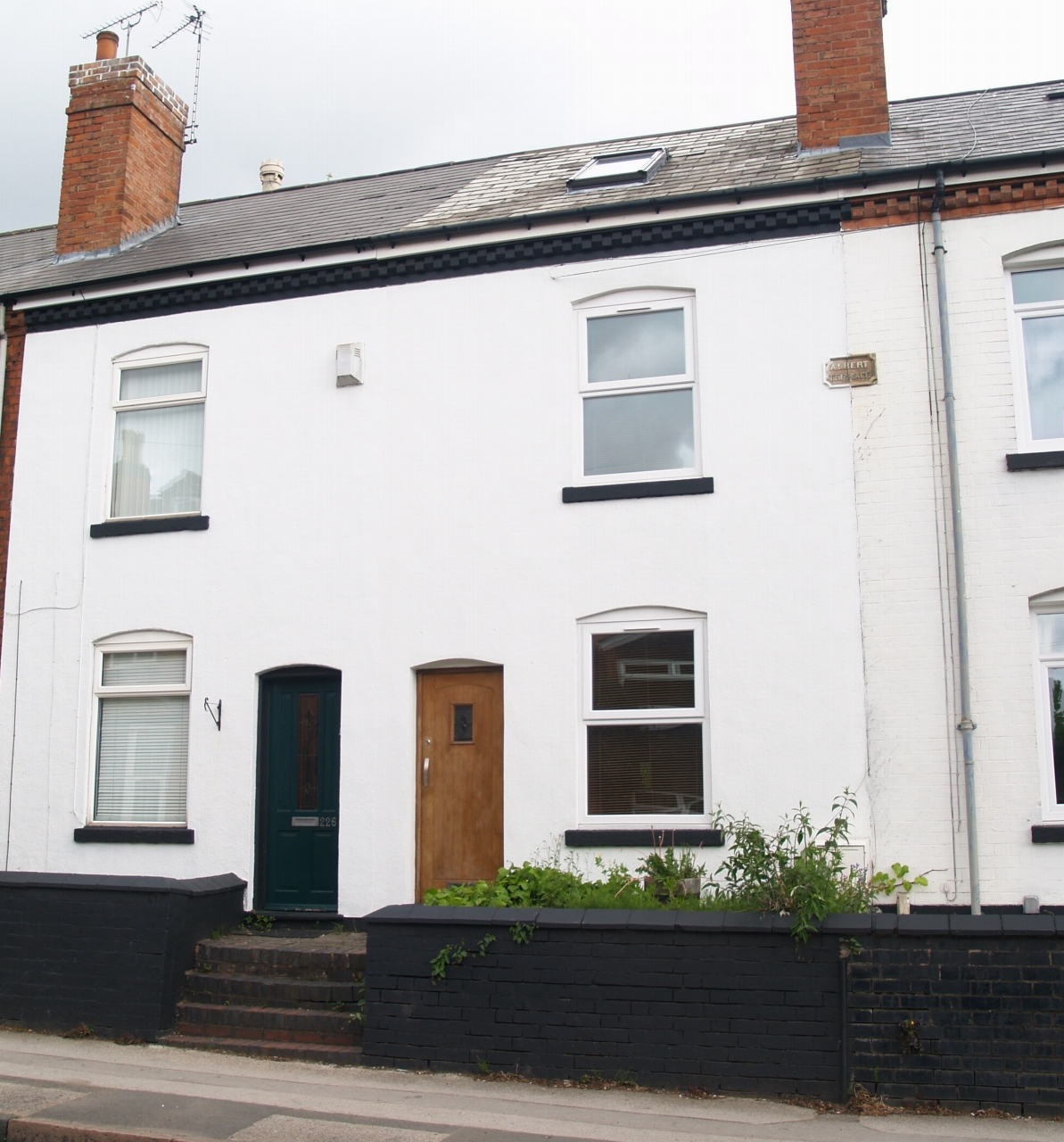 3 bedroom mid terraced house For Sale in Birmingham - Photograph 1.