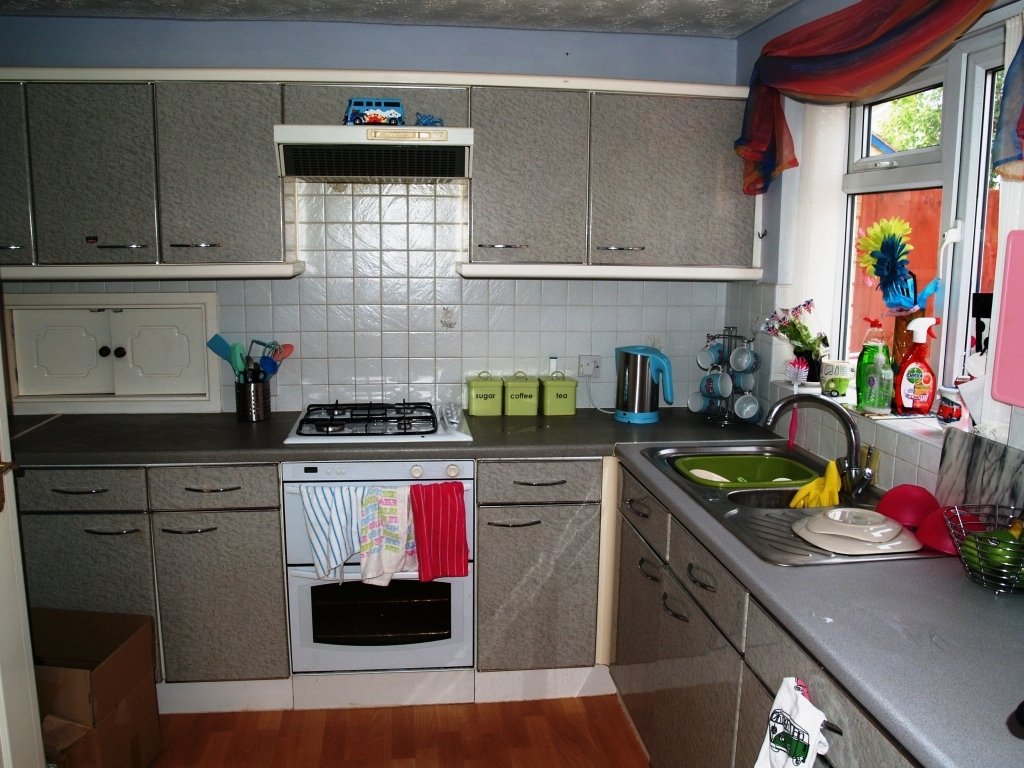 3 bedroom detached house Sold in Birmingham - photograph 5.