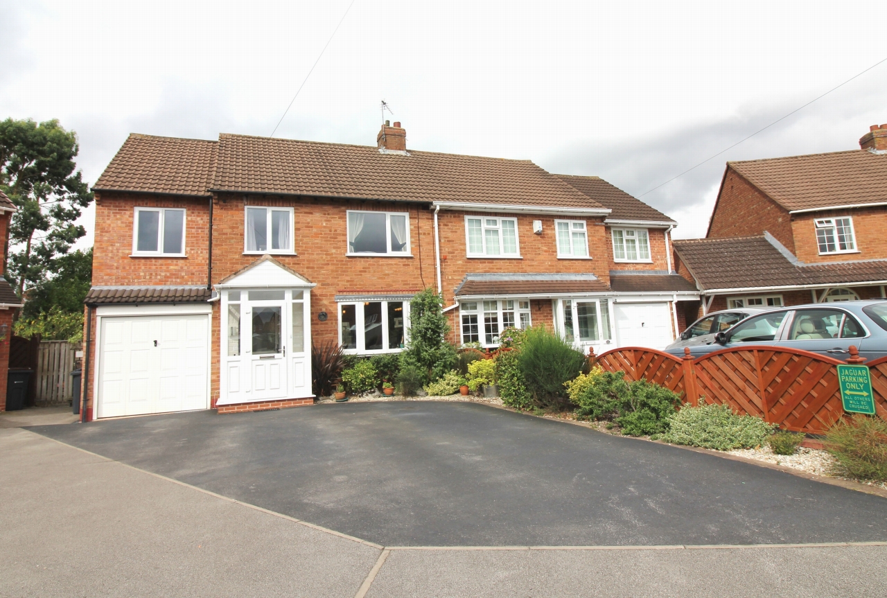 5 bedroom house SSTC in Birmingham - Main Image.