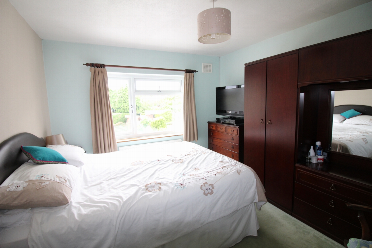 5 bedroom semi detached house SSTC in Birmingham - photograph 11.