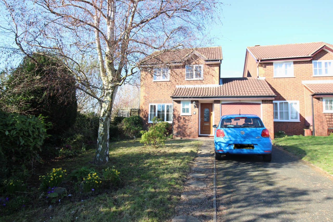 3 bedroom detached house SSTC in Birmingham - Main Image.