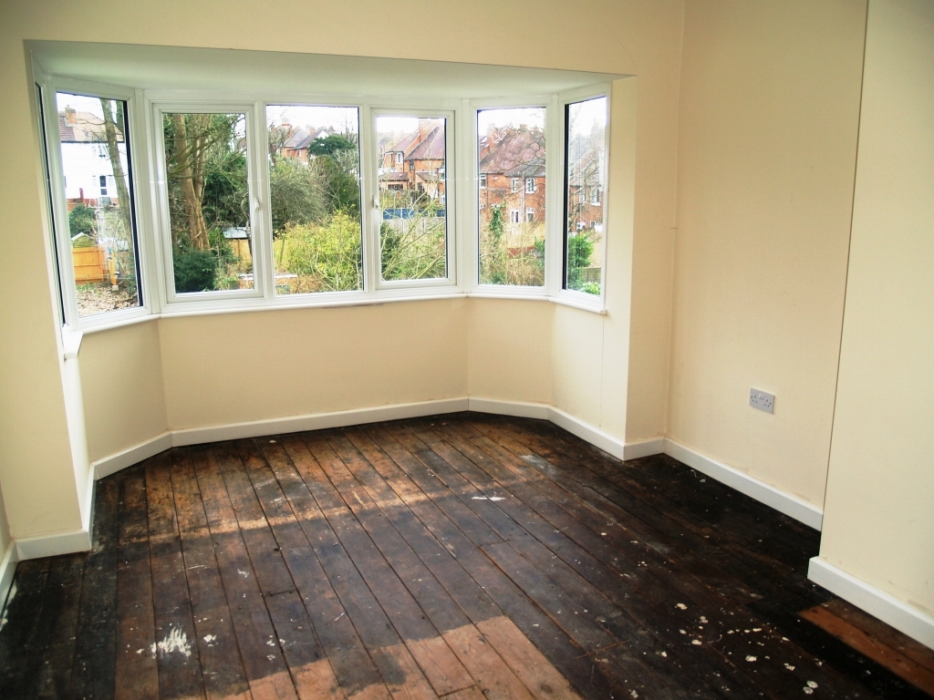 4 bedroom semi detached house Sold in Birmingham - photograph 7.