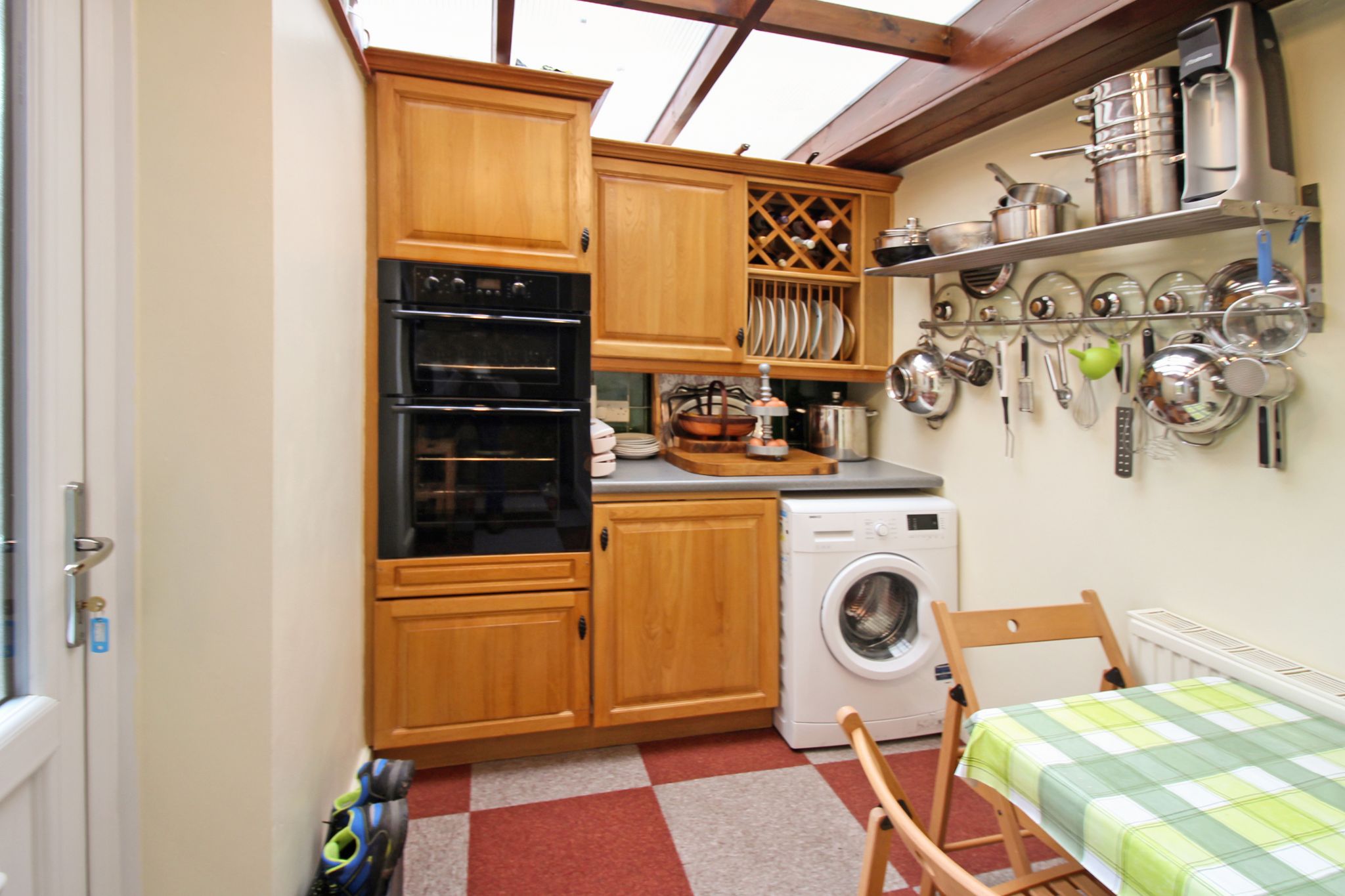 3 bedroom detached house SSTC in Solihull - Photograph 8.