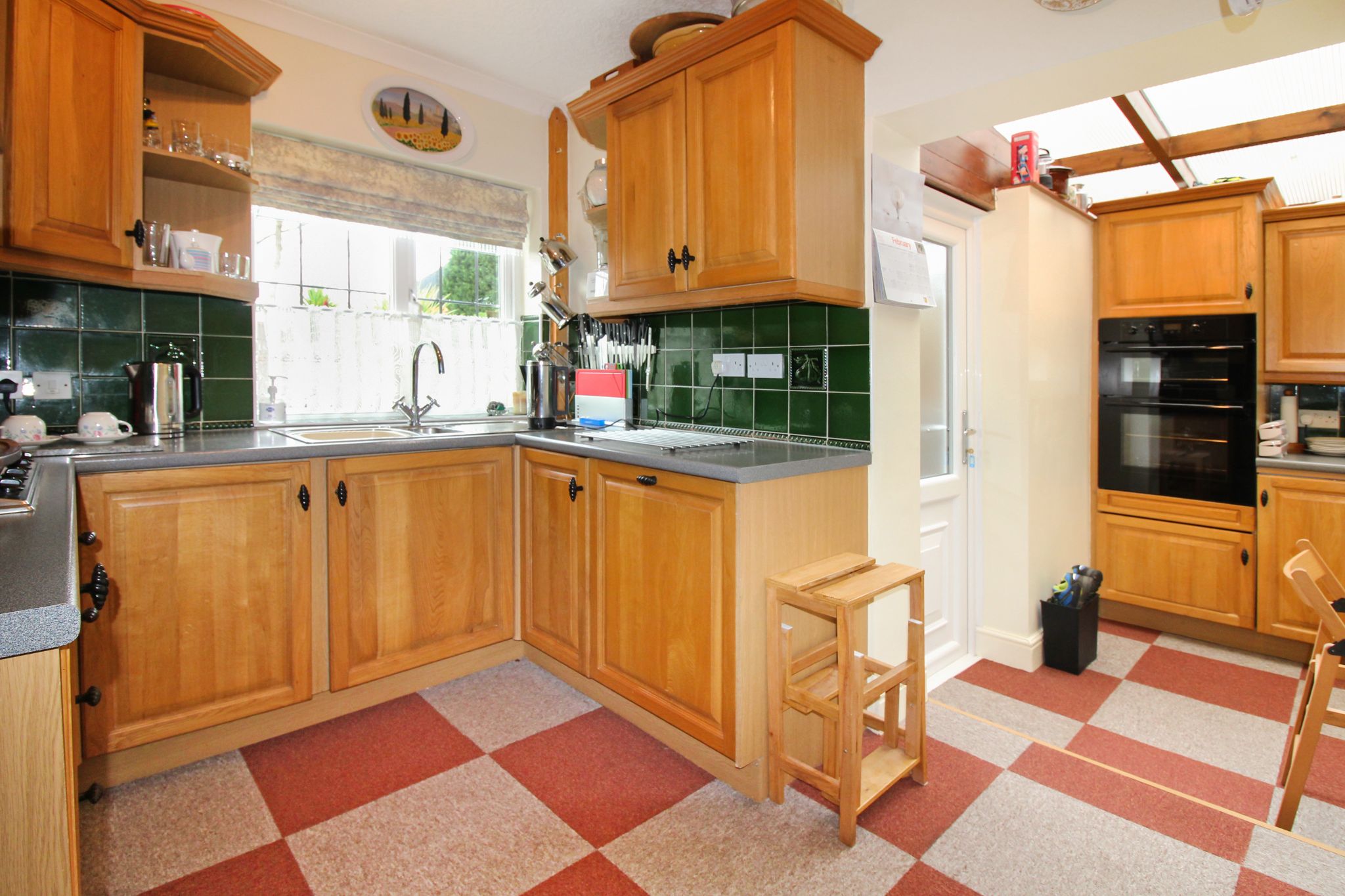 3 bedroom detached house SSTC in Solihull - Photograph 7.