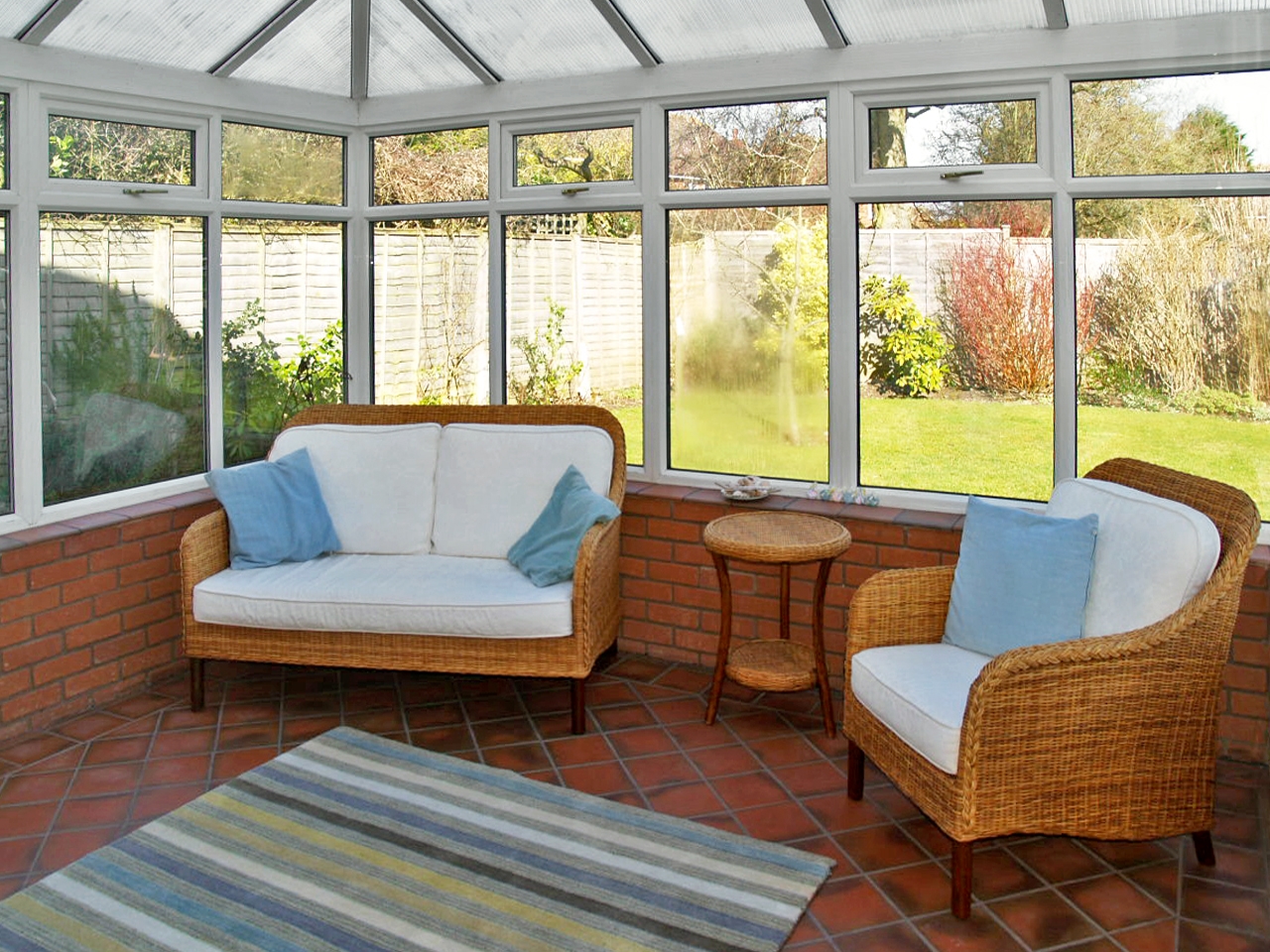 5 bedroom detached house Sold in Solihull - photograph 6.