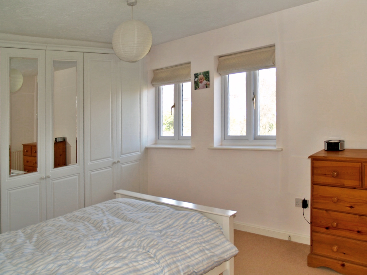 5 bedroom detached house Sold in Solihull - photograph 14.