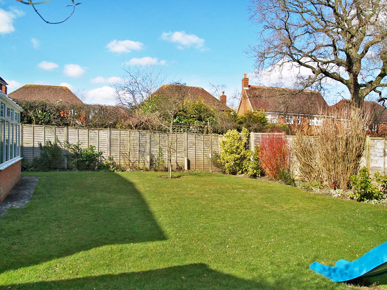 5 bedroom detached house Sold in Solihull - photograph 19.