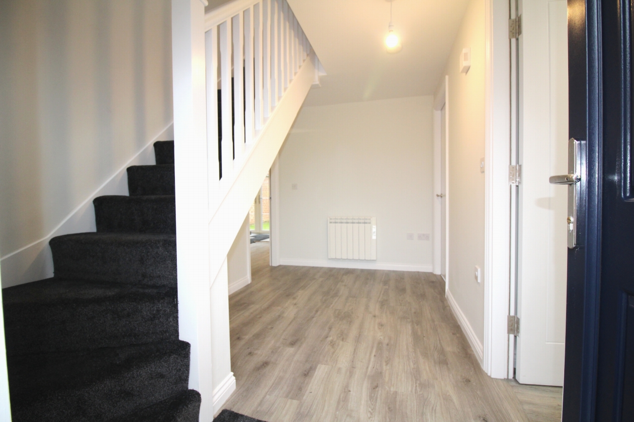 4 bedroom detached house To Let in Birmingham - Property photograph.