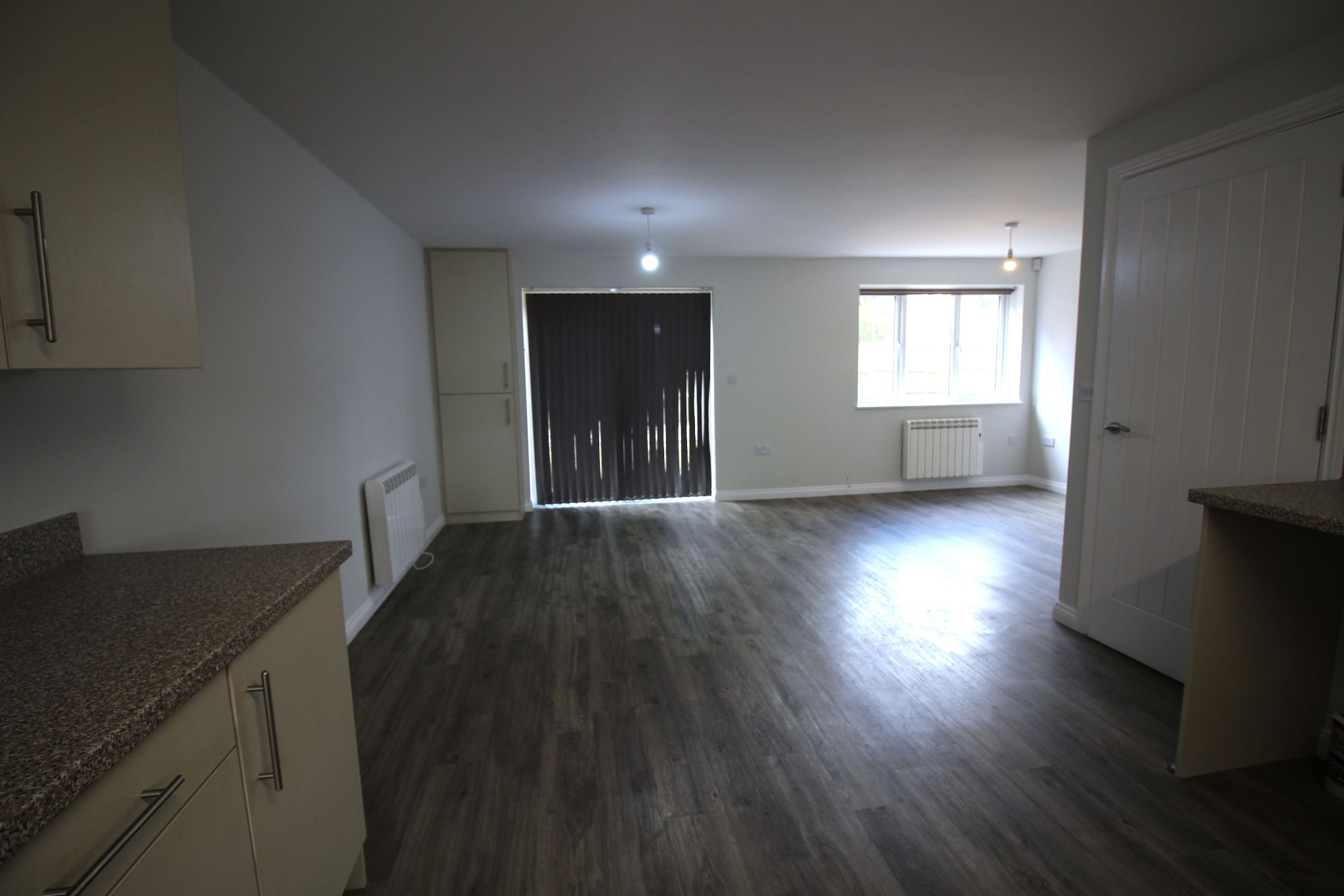4 bedroom detached house To Let in Birmingham - Photograph 4.