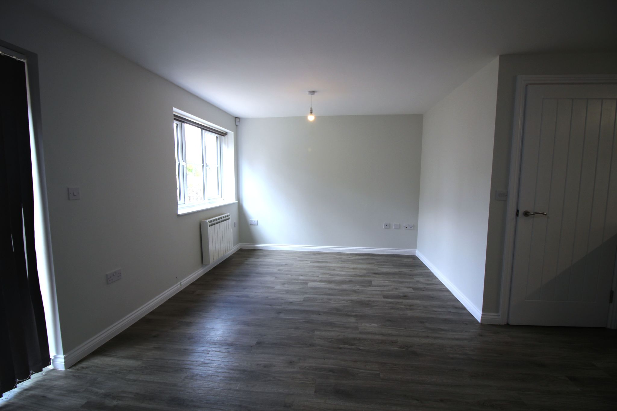 4 bedroom detached house To Let in Birmingham - Photograph 5.